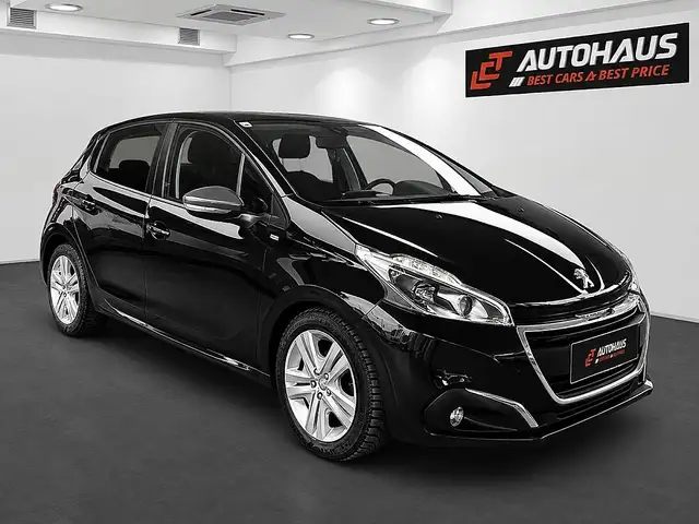Peugeot 208 view 4
