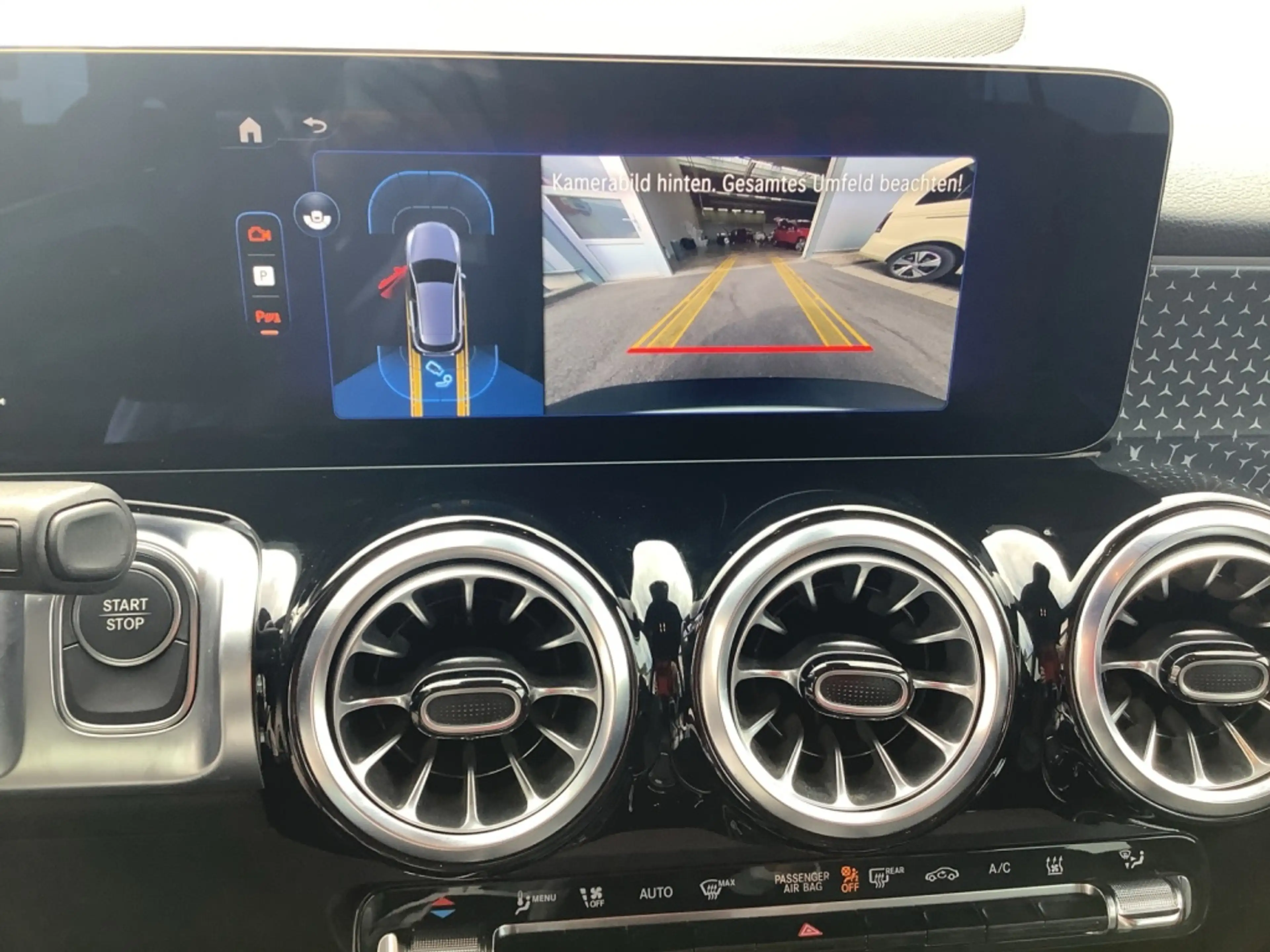 Mercedes-Benz EQB 300 4M Progressive*Advanced*LED*Kamera*AHK* — photo 12