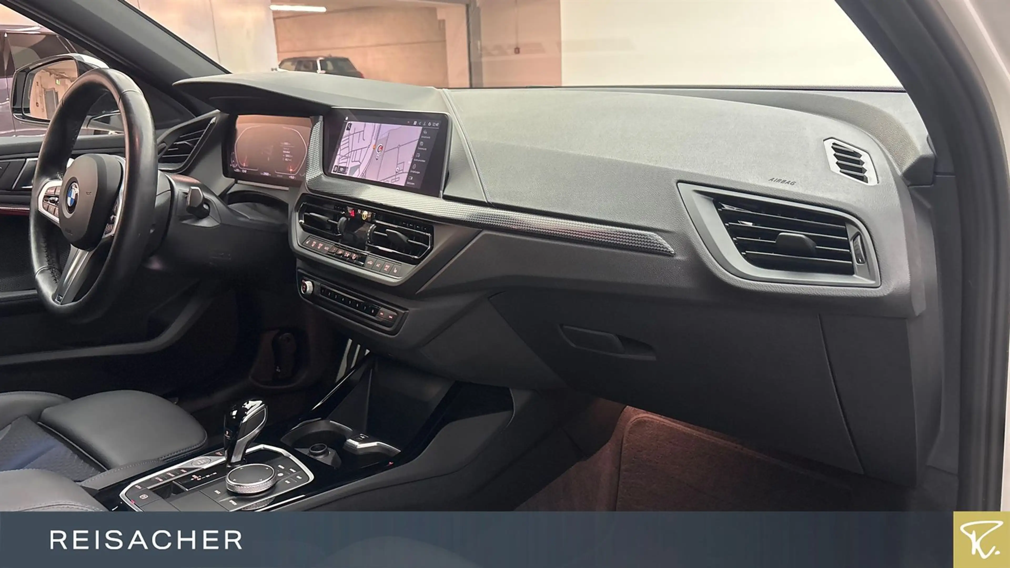 BMW 118 iA M-Sport DKG AHK LCProf LED DAB+ — photo 13