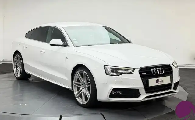 Audi A5 view 2