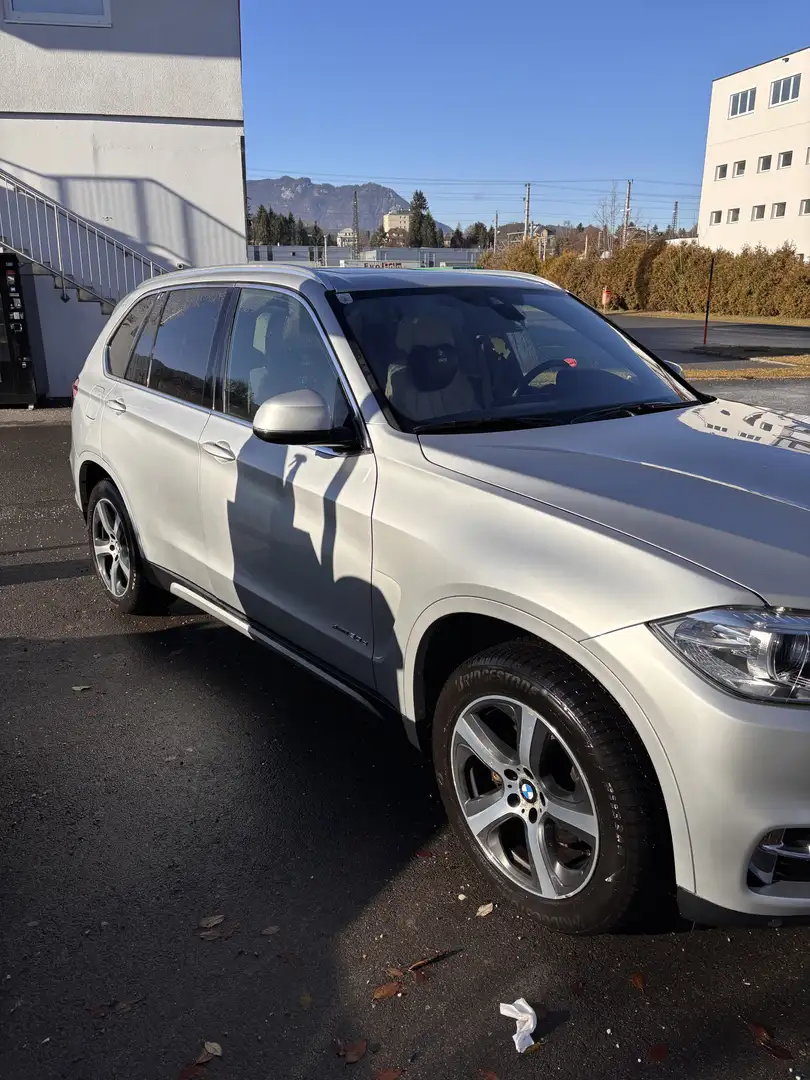 BMW X5 Innenausstattung M-Paket, Vollleder, Pano Dach - V - 2