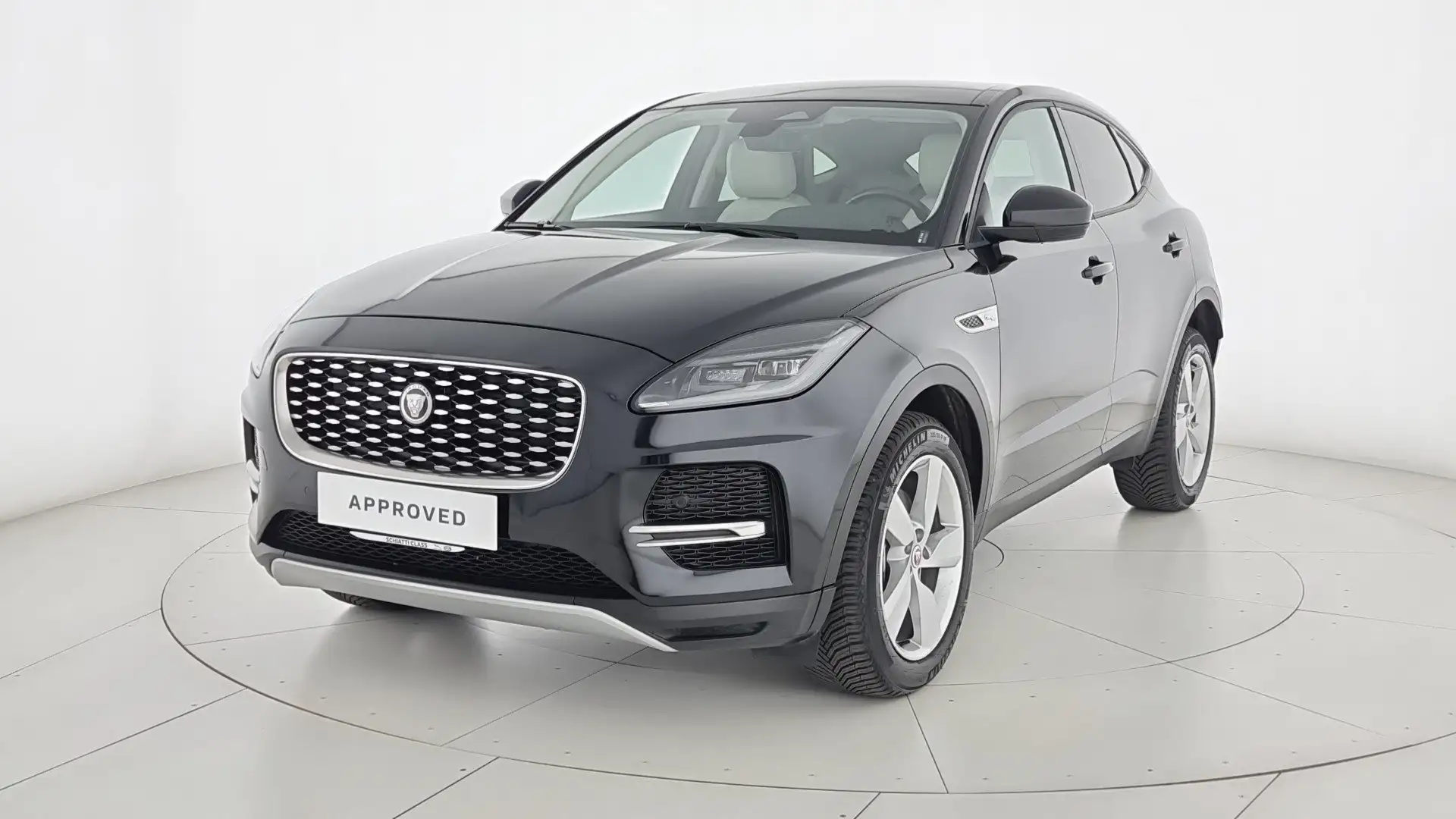 Jaguar E-Pace 2.0D I4 163 CV SE N1 Autocarro Schwarz - 1