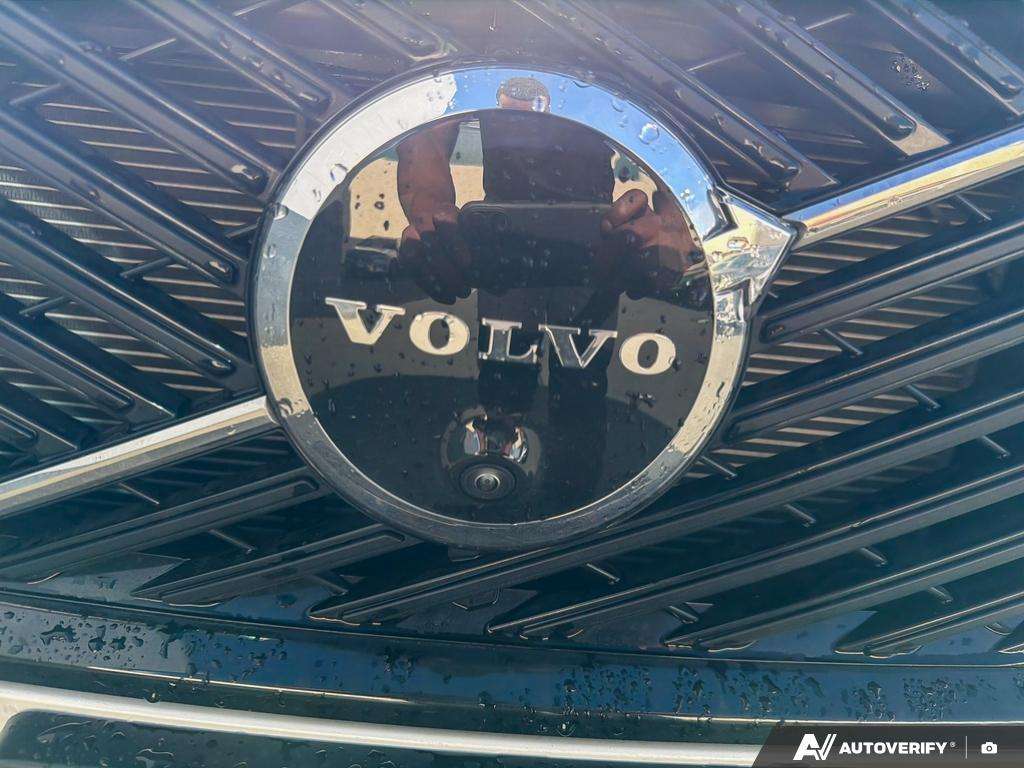 2026 Volvo XC90 T8 AWD Ultra Dark Theme 7-Seater thumb 9