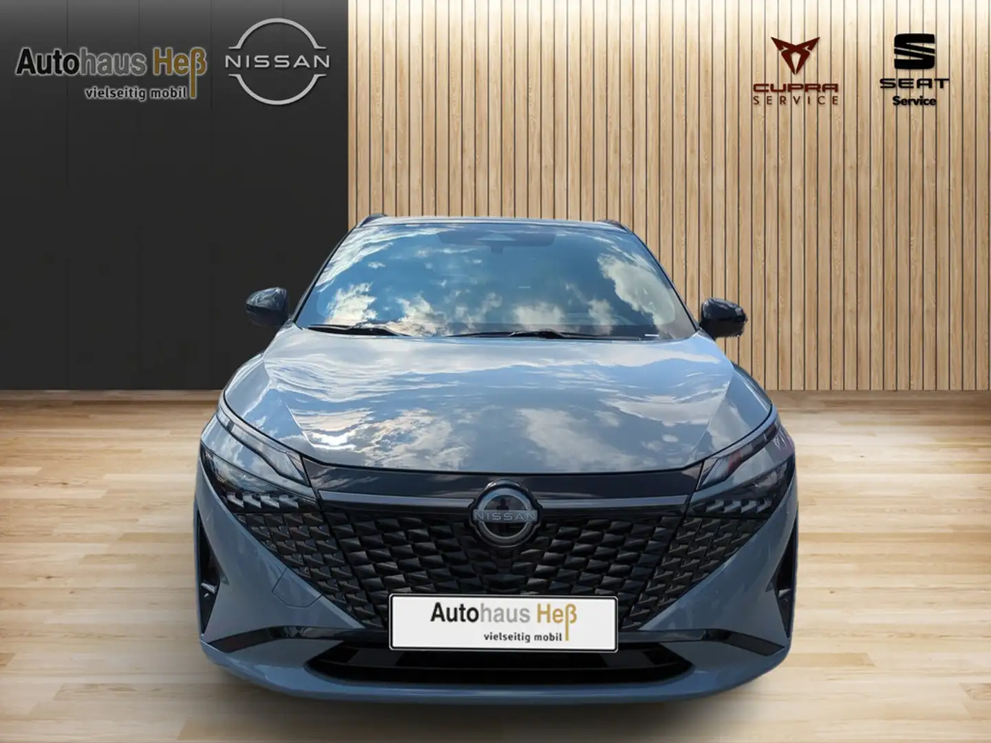 Nissan Qashqai 1.5 N-Design e-Power 360° LED FACEL. Grau - 2
