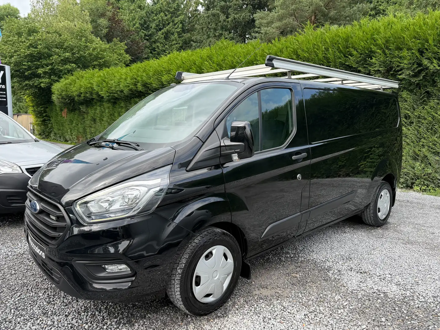 Ford Transit Custom 2.0 TDCi L2H1 - EURO 6b - TVA DEDUCTIBLE - A VOIR Schwarz - 1