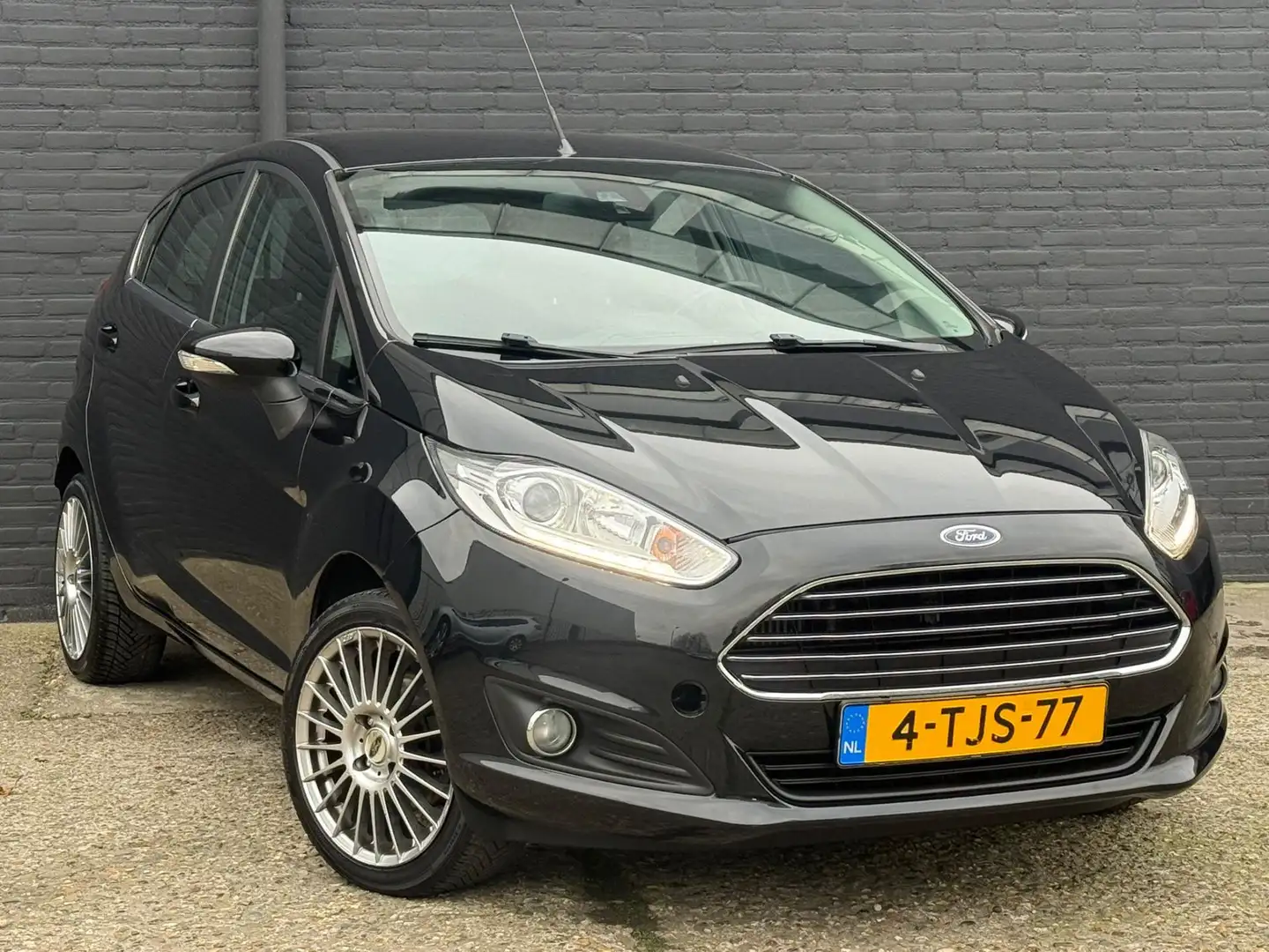 Ford Fiesta 1.0 EcoBoost Titanium NAVI | AIRCO | AUTOMAAT | PD Schwarz - 2
