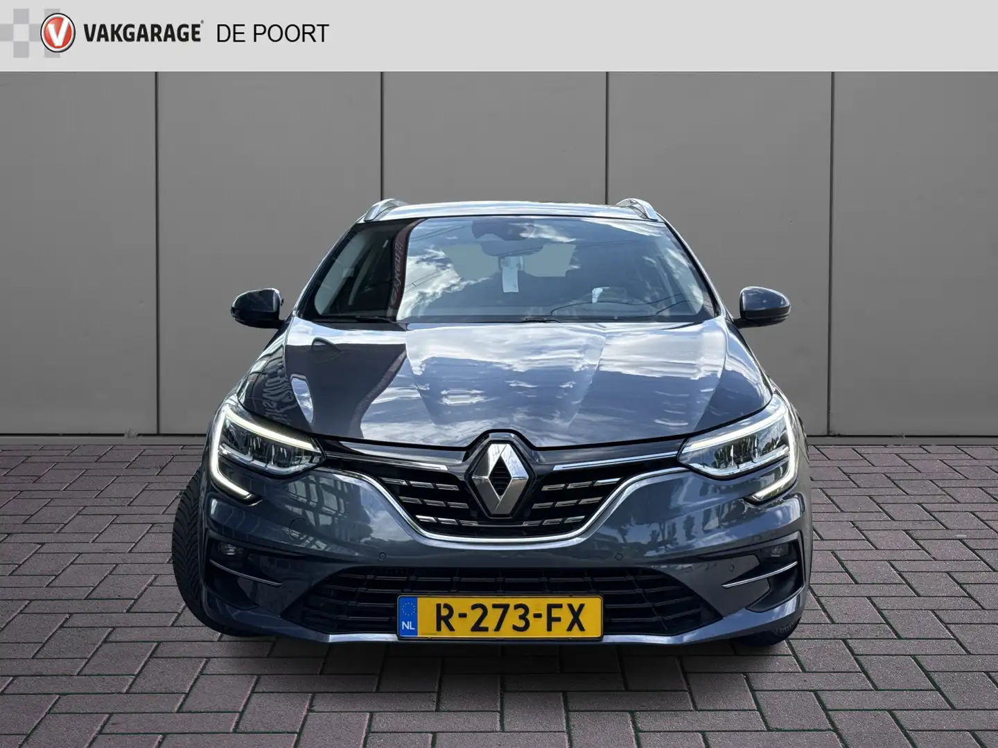Renault Megane Estate 1.3 TCe Intens | NL-auto | 1e Eig | Groot n Grijs - 2