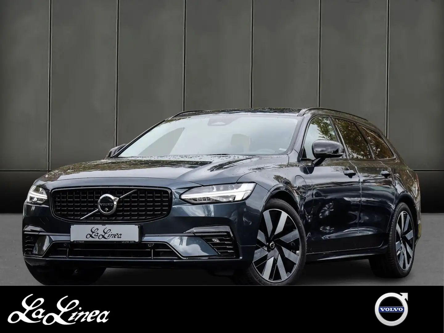 Volvo V90 T6 Recharge AWD Plus Dark NP:83.930,-//PANO/360... Bleu - 1