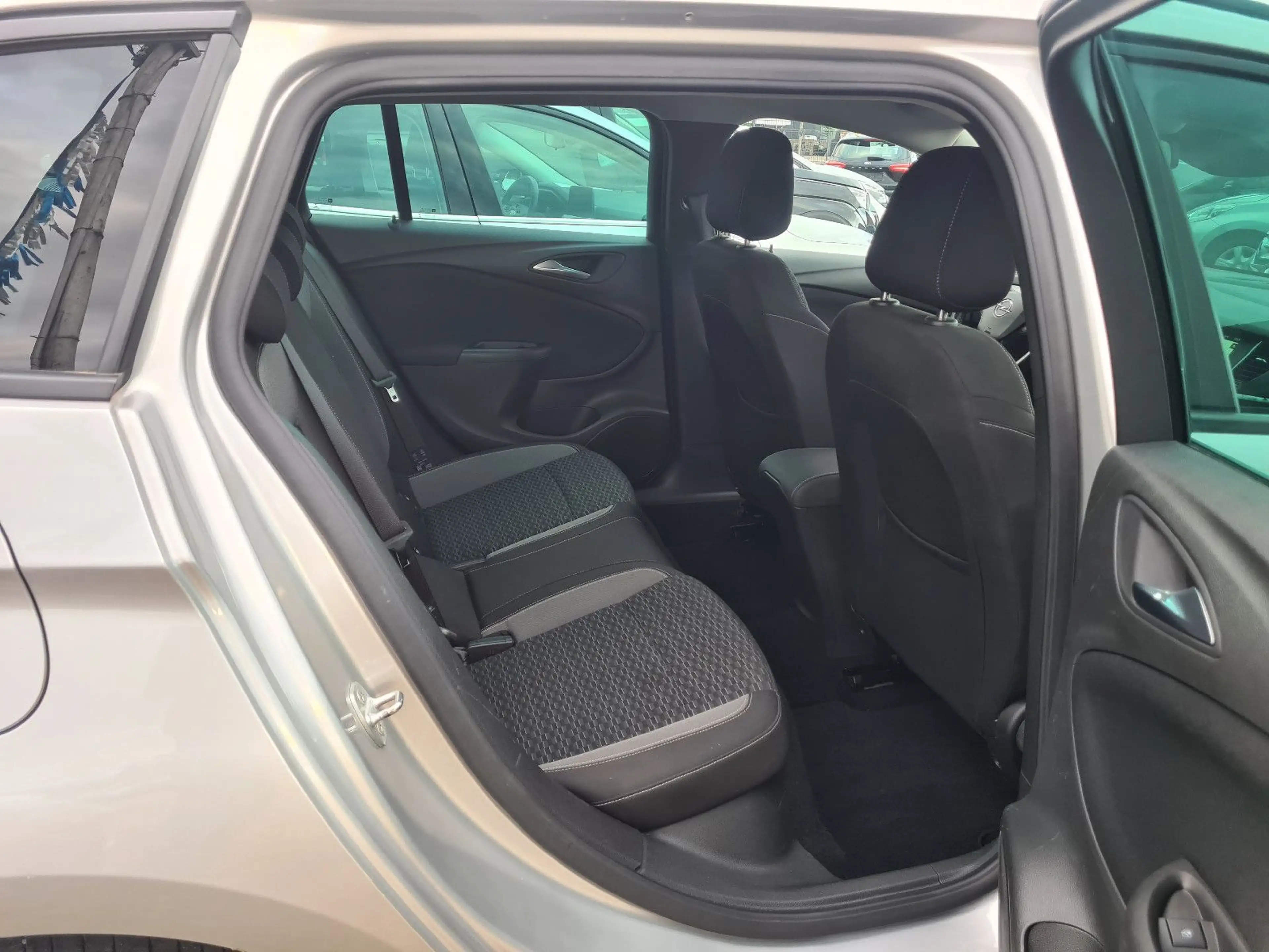 Opel Astra K Sports Tourer 90 kw Edition Automatik — photo 11