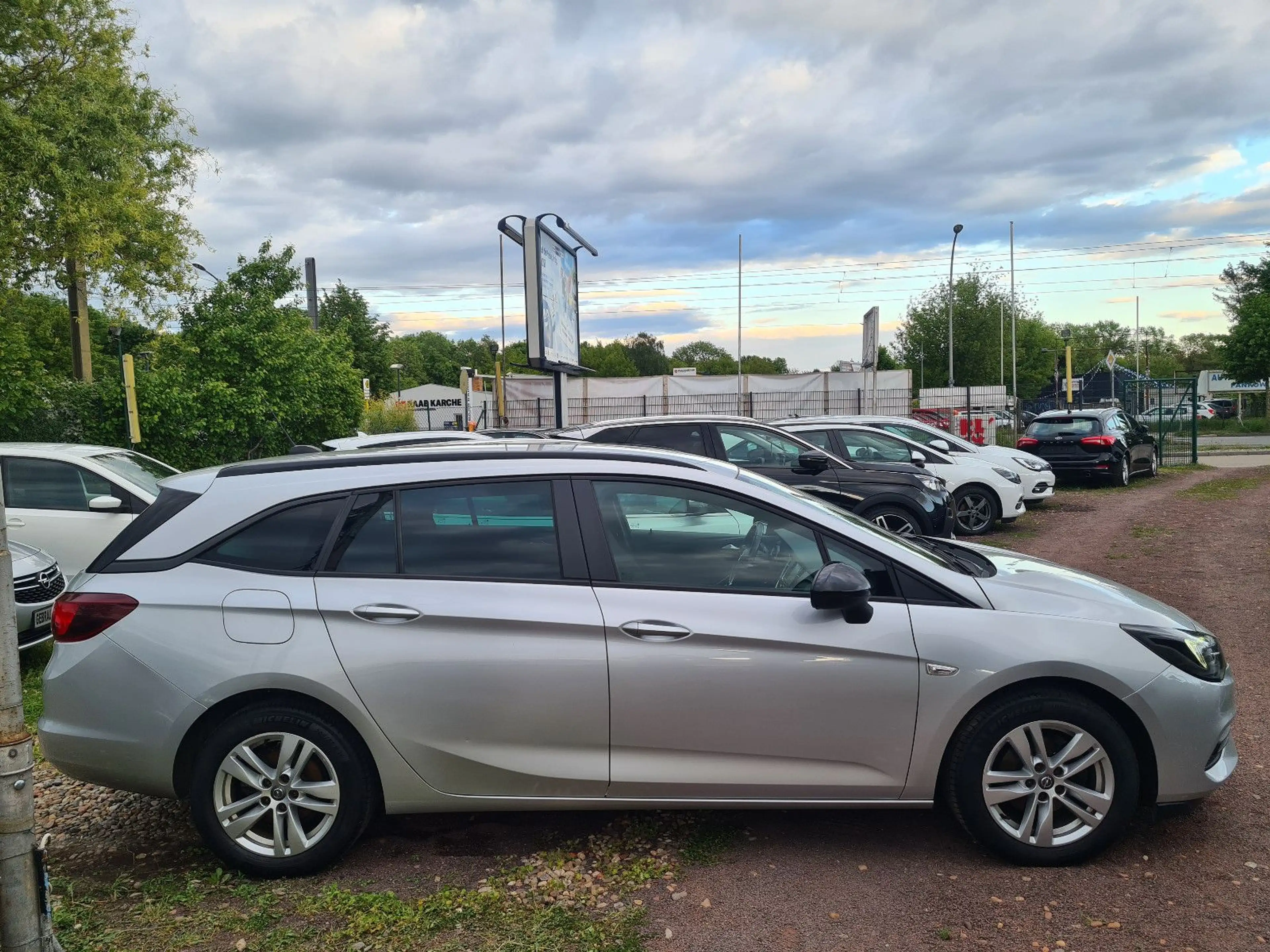 Opel Astra K Sports Tourer 90 kw Edition Automatik — photo 12
