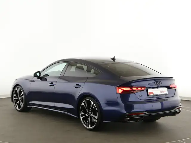 Audi A5 view 5