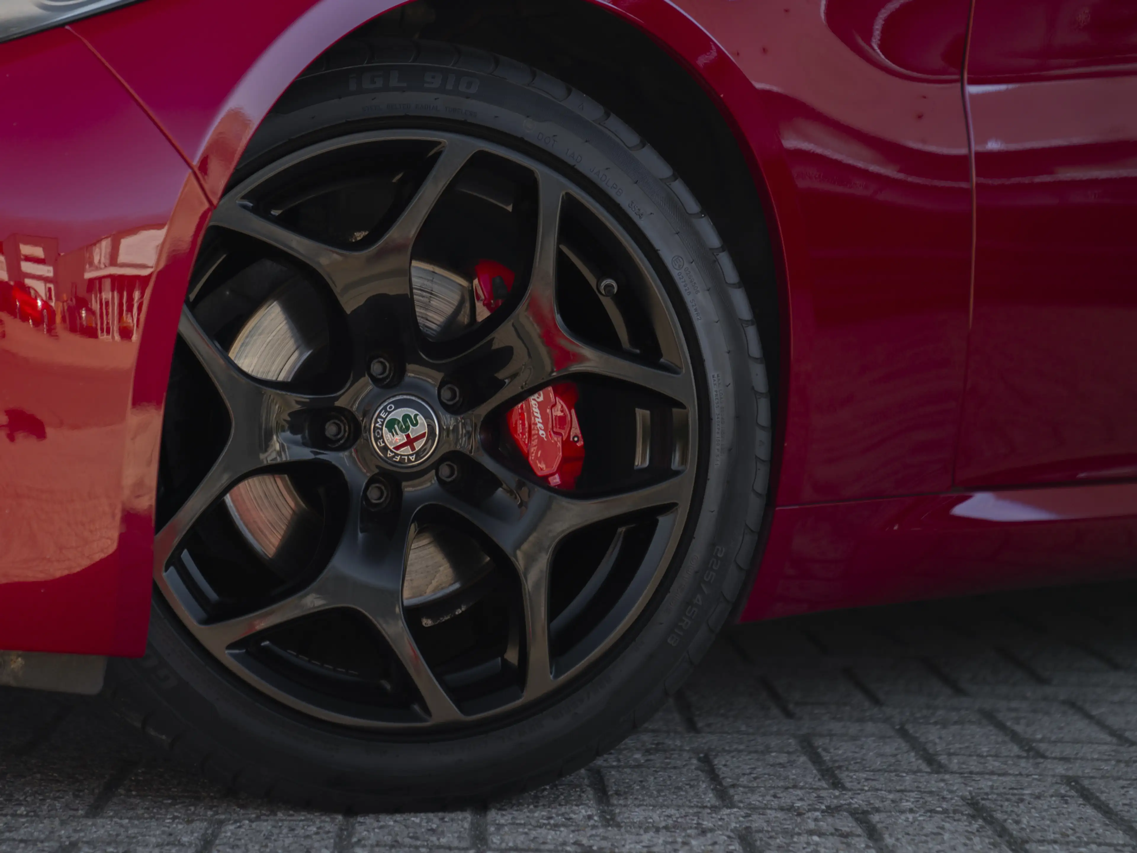 Alfa Romeo Giulia 2.2 Sprint — photo 16