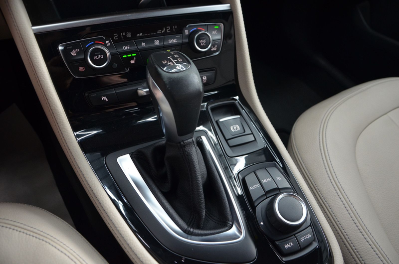 BMW 218 218 d Gran Tourer Luxury Line *AUTOMATIK*AHK*PDC — photo 12