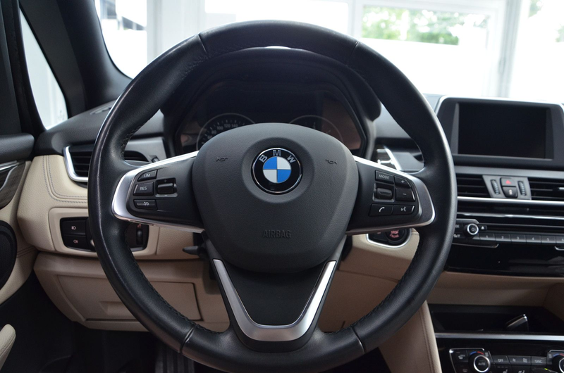 BMW 218 218 d Gran Tourer Luxury Line *AUTOMATIK*AHK*PDC — photo 11