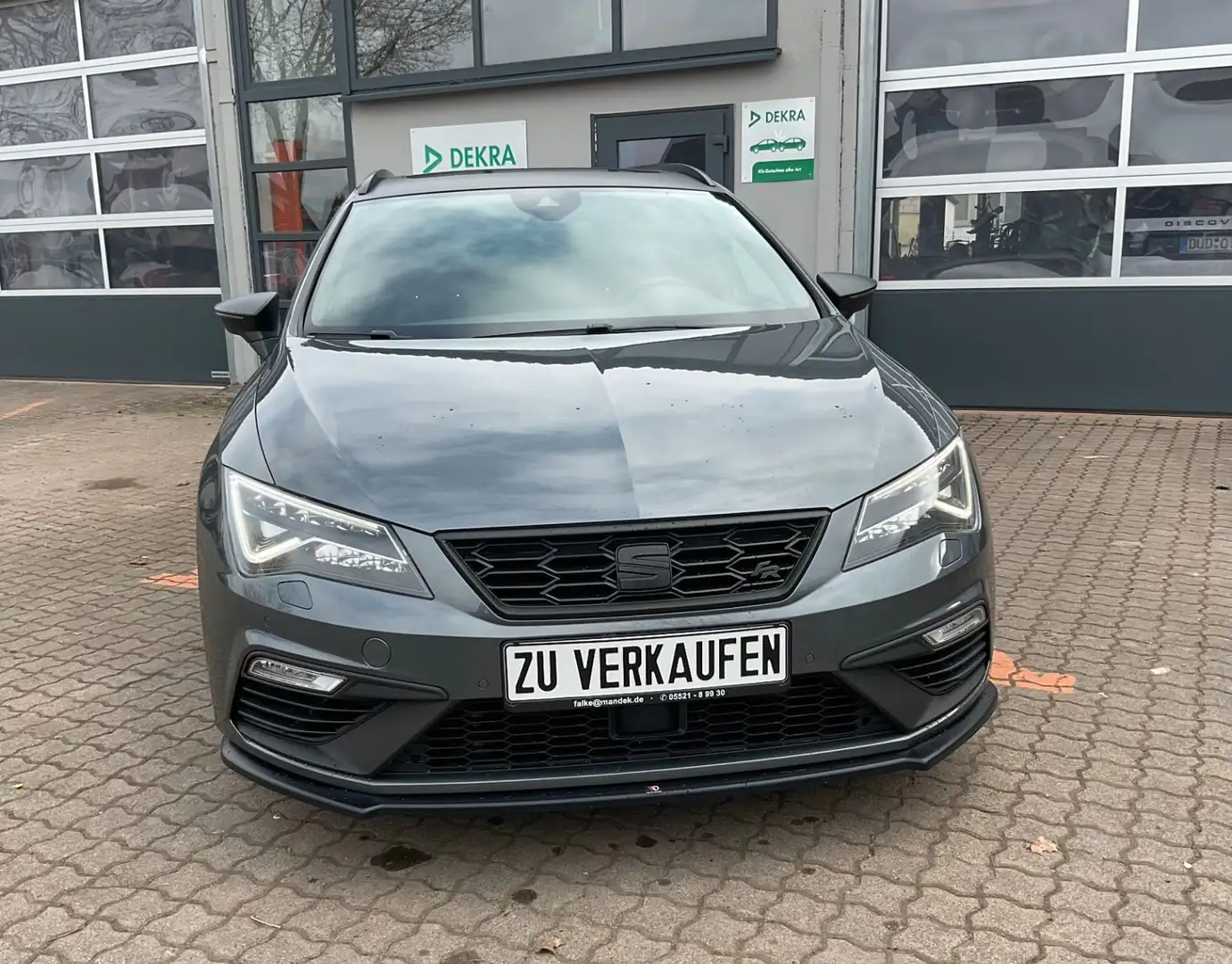 SEAT Leon ST FR Grau - 2
