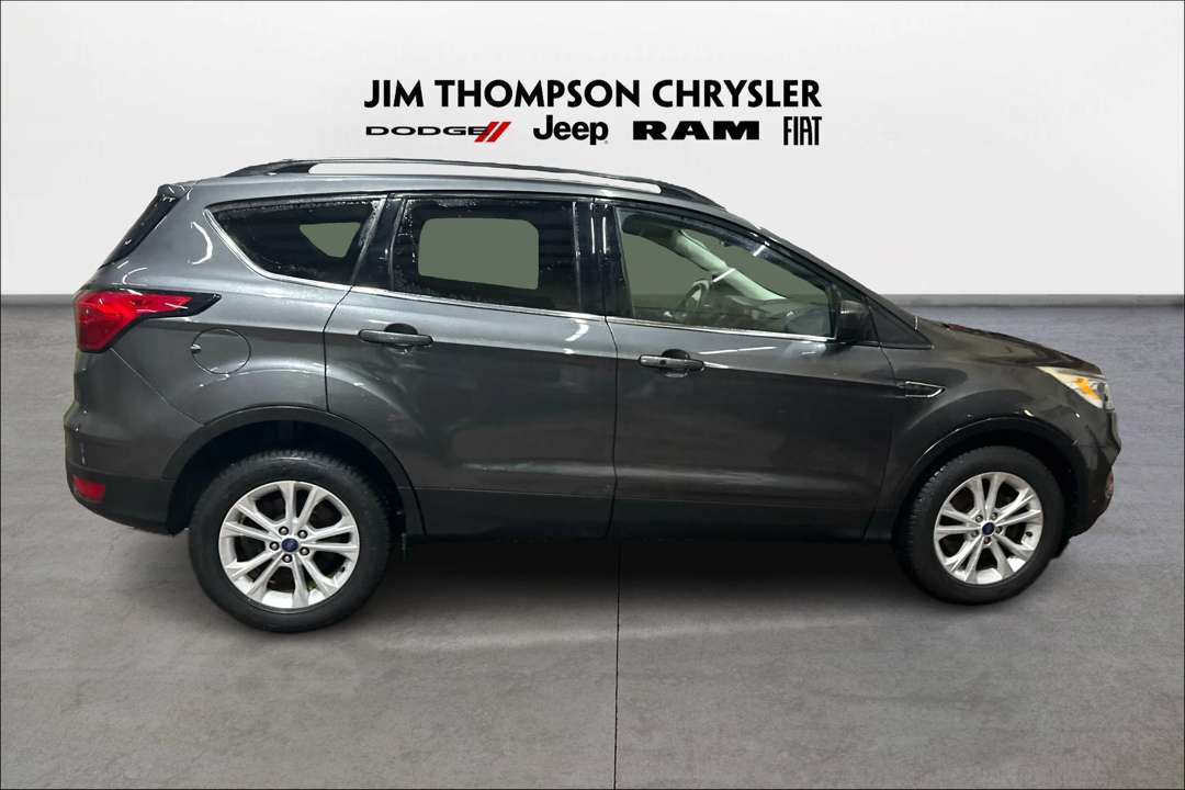 2019 Ford Escape SEL 4WD  | Power Liftgate Park Assist Heated Seats — снимка 1