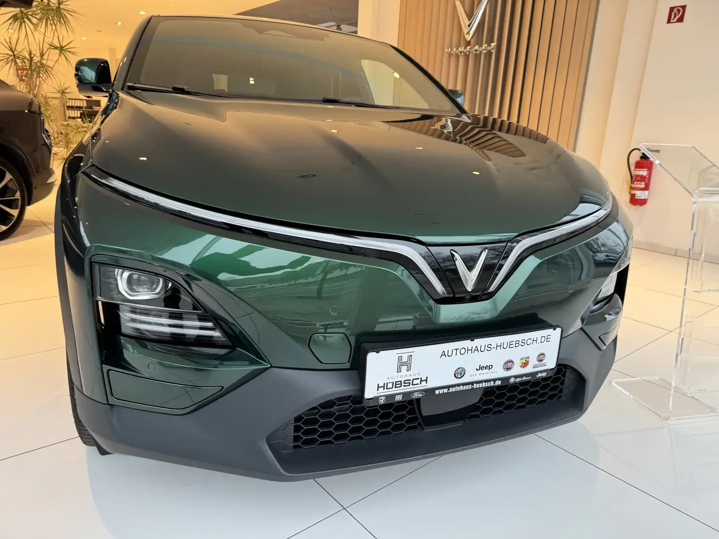 VinFast VF 6 VF6 Plus Rate  ab 212€ Grün - 1
