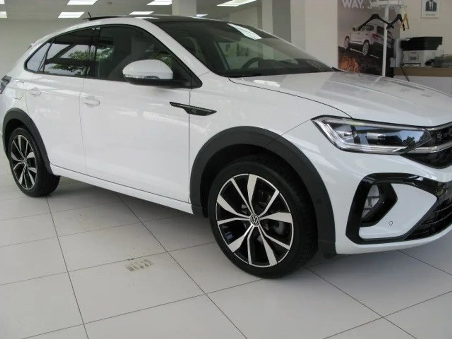 Volkswagen Taigo 1.5 TSI DSG R-Line*Navi-Pro+ACC+Kamera* Weiß - 2