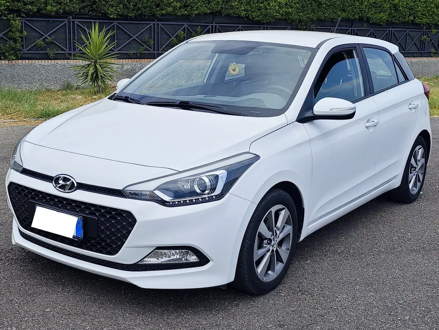 Hyundai i20 i20 II 2015 5p 1.2 Style 84cv Bianco - 1