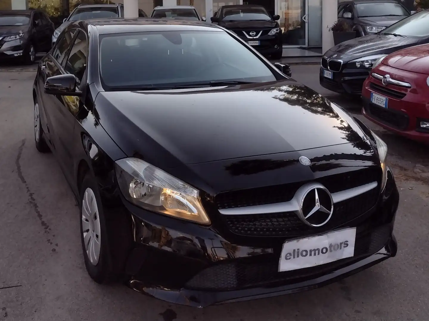Mercedes-Benz A 180 Classe A - W176 d Executive my16 Nero - 2
