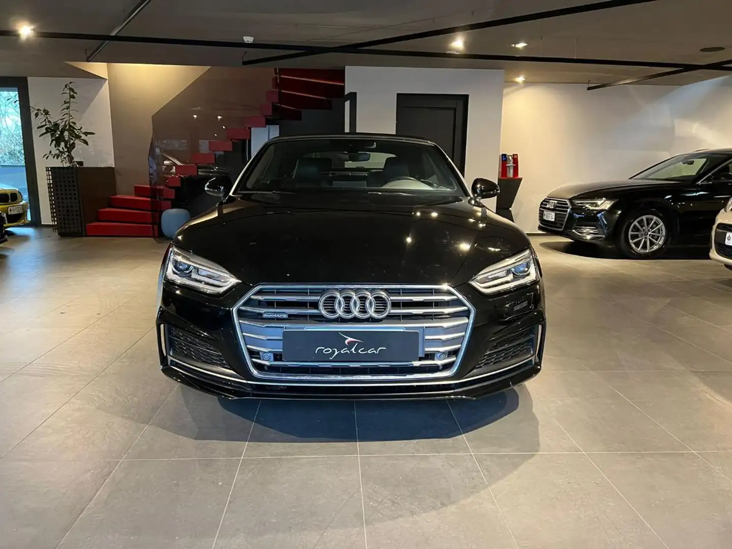 Audi A5 Cabrio 2.0 TDI 190 CV Stronic quattro edition R20 Schwarz - 2