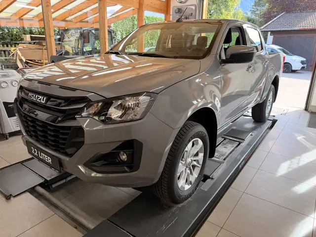 Isuzu D-Max Double Cab 4x4 LS 8AT 2026 *Sofort*