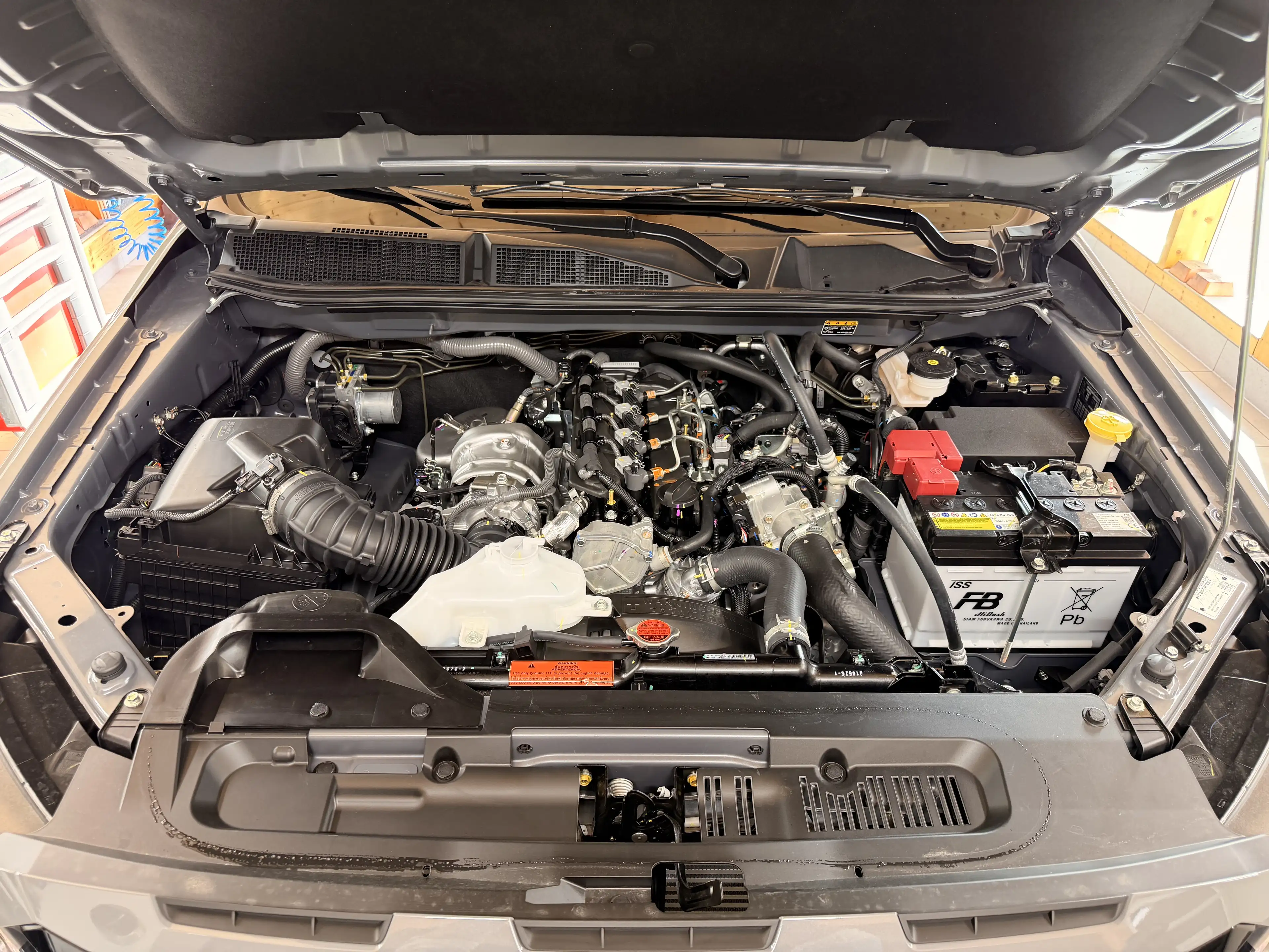 Isuzu D-Max Double Cab 4x4 LS 8AT 2026 — photo 15