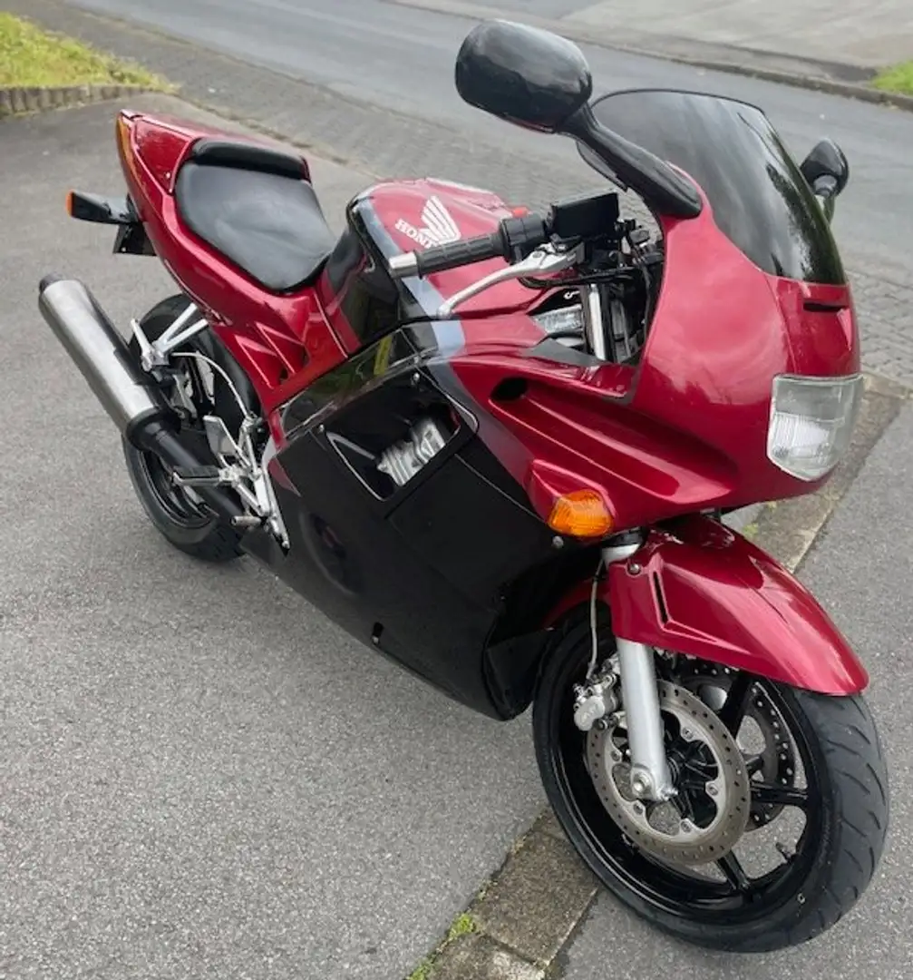 Honda CBR 600 F - 1te Hand Schwarz - 1