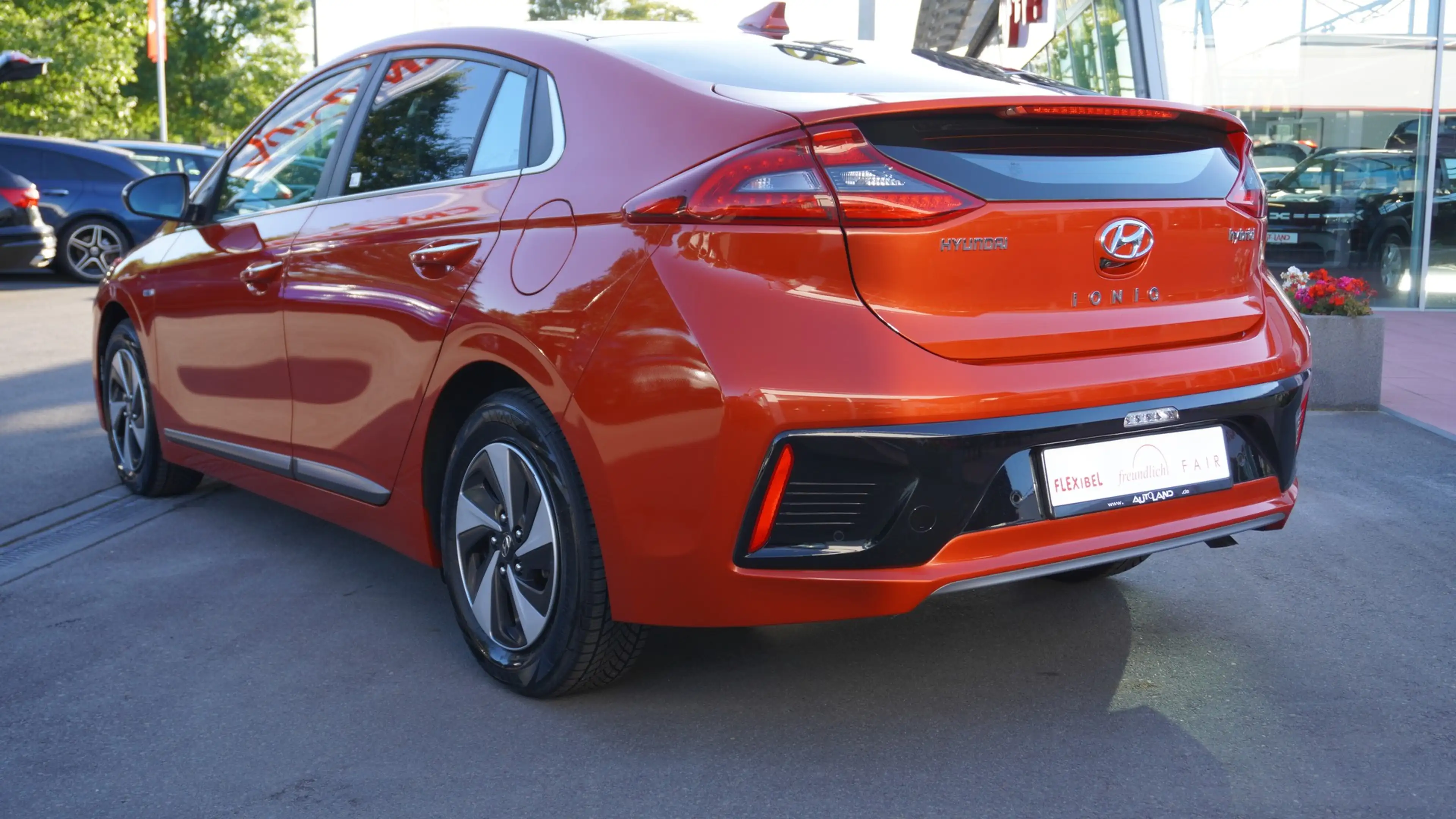 Hyundai IONIQ Ioniq 1.6 Style Hybrid Android Apple Klimaaut. — photo 8
