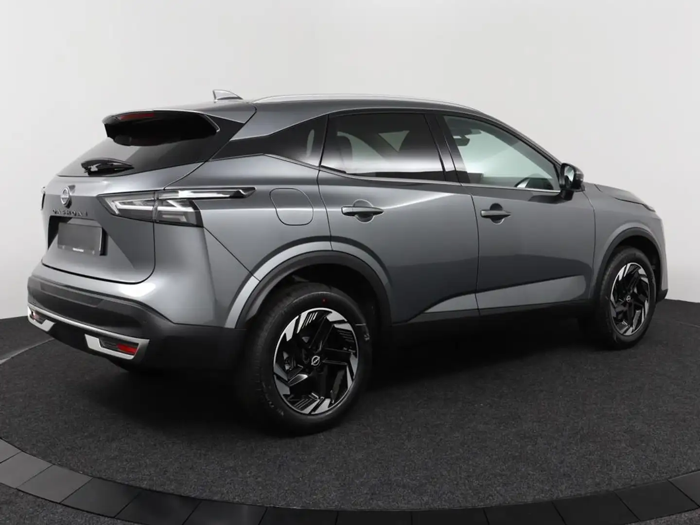 Nissan Qashqai 1.3 MHEV Xtronic N-Connecta | Airco | Adaptieve Cr Grijs - 2