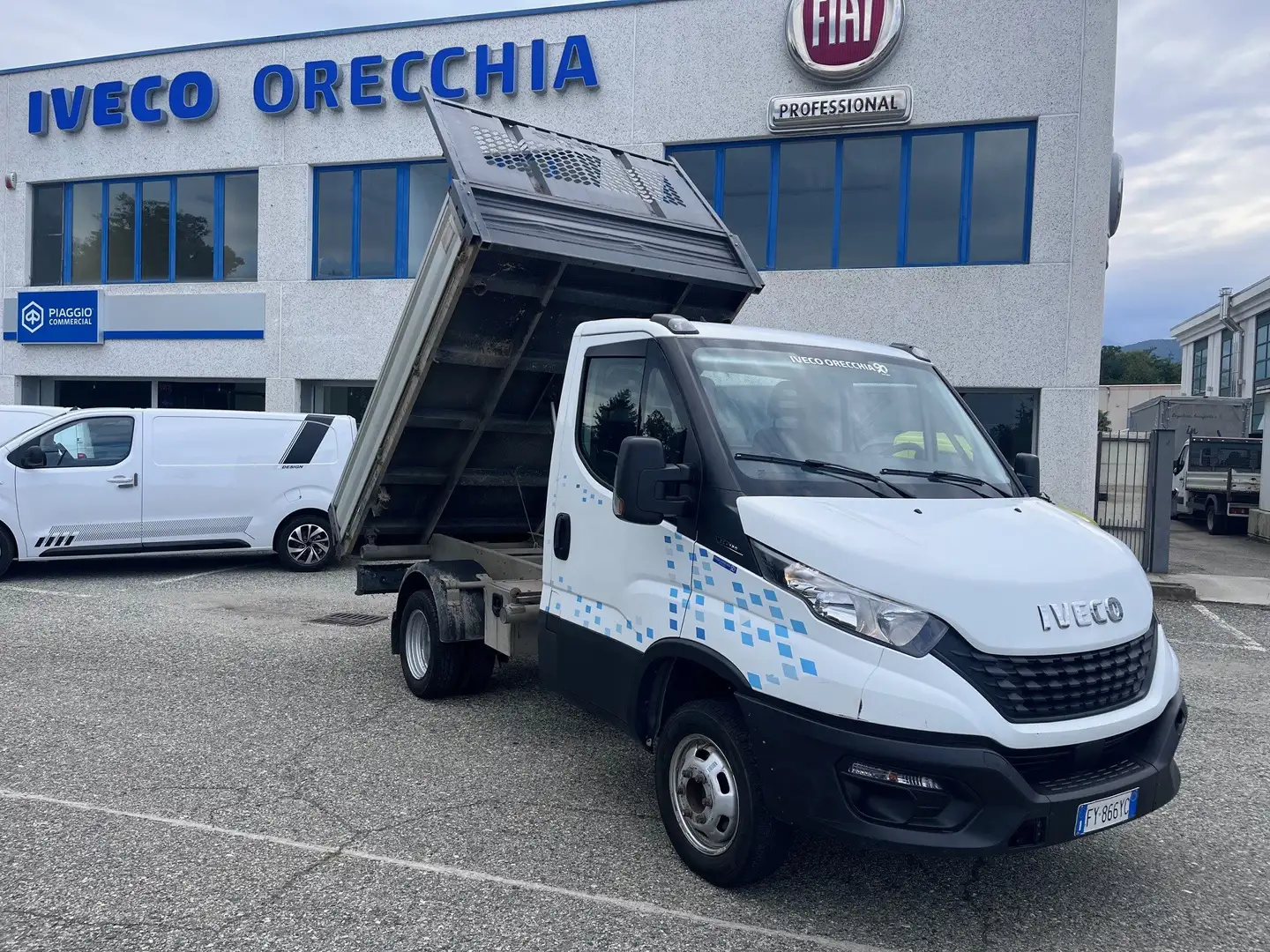 Iveco Daily 35C12 ribaltabile trilaterale Bianco - 1