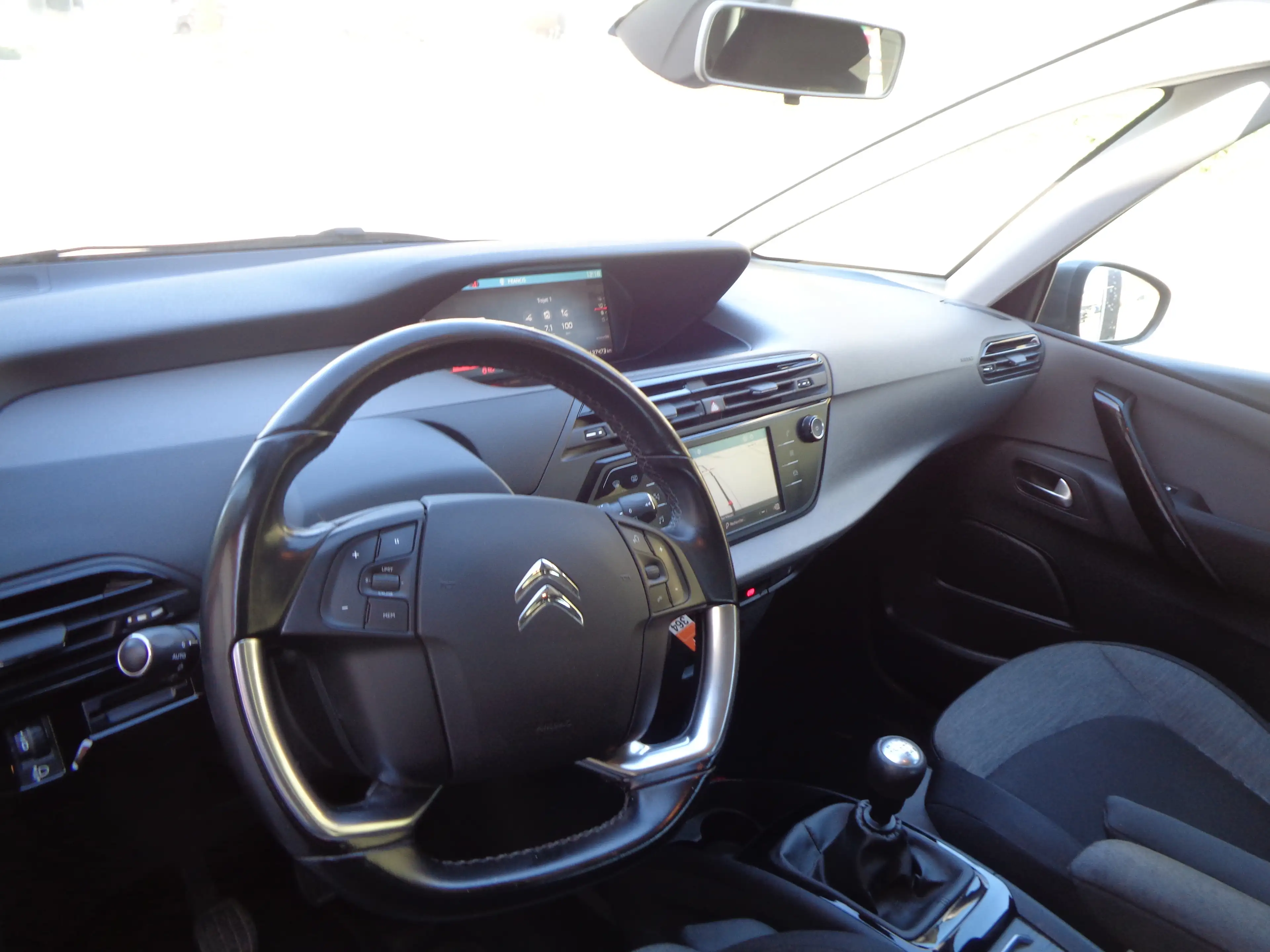 Citroen C4 Picasso C4 Picasso 1.6 BlueHDi Shine S NAVI / CAMERA / ... GARANTIE 1 AN — photo 12