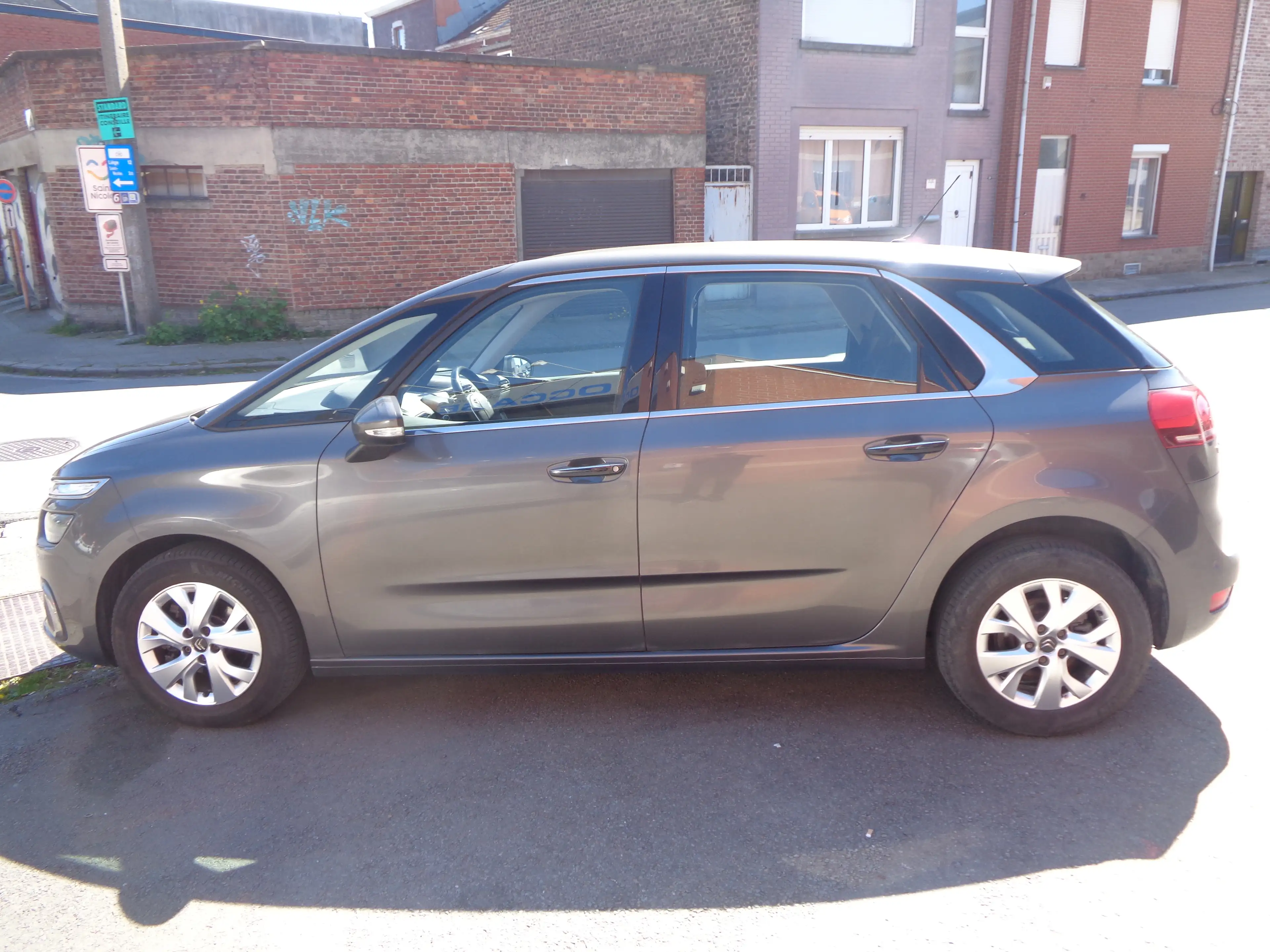 Citroen C4 Picasso C4 Picasso 1.6 BlueHDi Shine S NAVI / CAMERA / ... GARANTIE 1 AN — photo 4