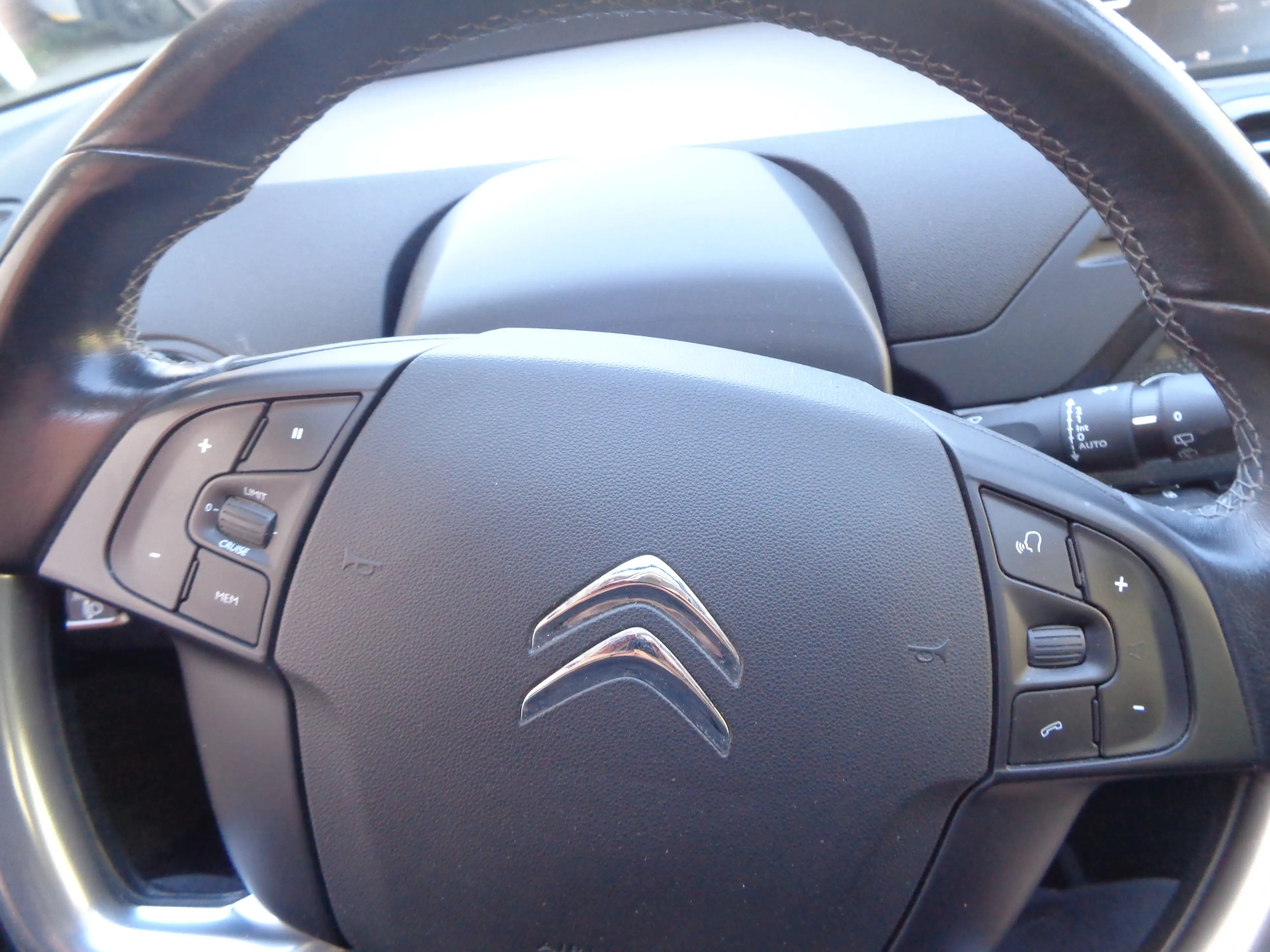 Citroen C4 Picasso C4 Picasso 1.6 BlueHDi Shine S NAVI / CAMERA / ... GARANTIE 1 AN — photo 11