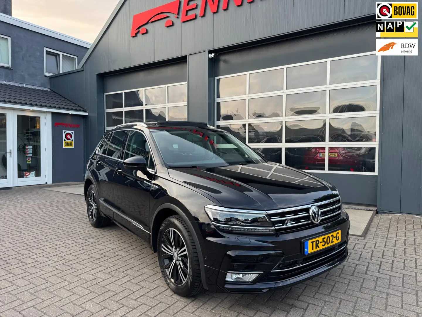 Volkswagen Tiguan 2.0 TSI 4Motion R-Line / Pano / Virtual / LED / Tr Noir - 1
