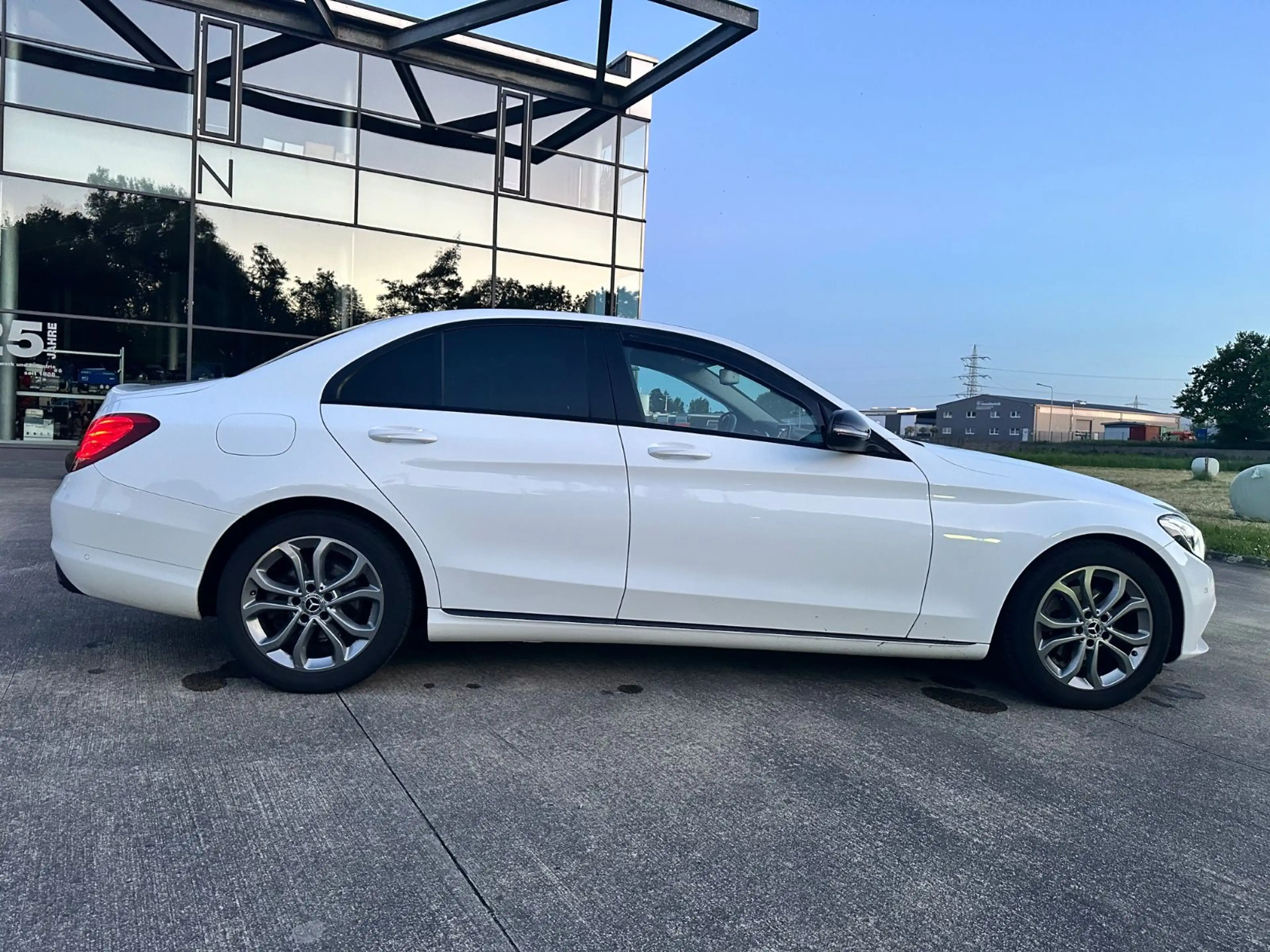 Mercedes-Benz C 180 Lim.KLİMA*LEDER*NAVİ*9G Tronic*LED* F1 — photo 5