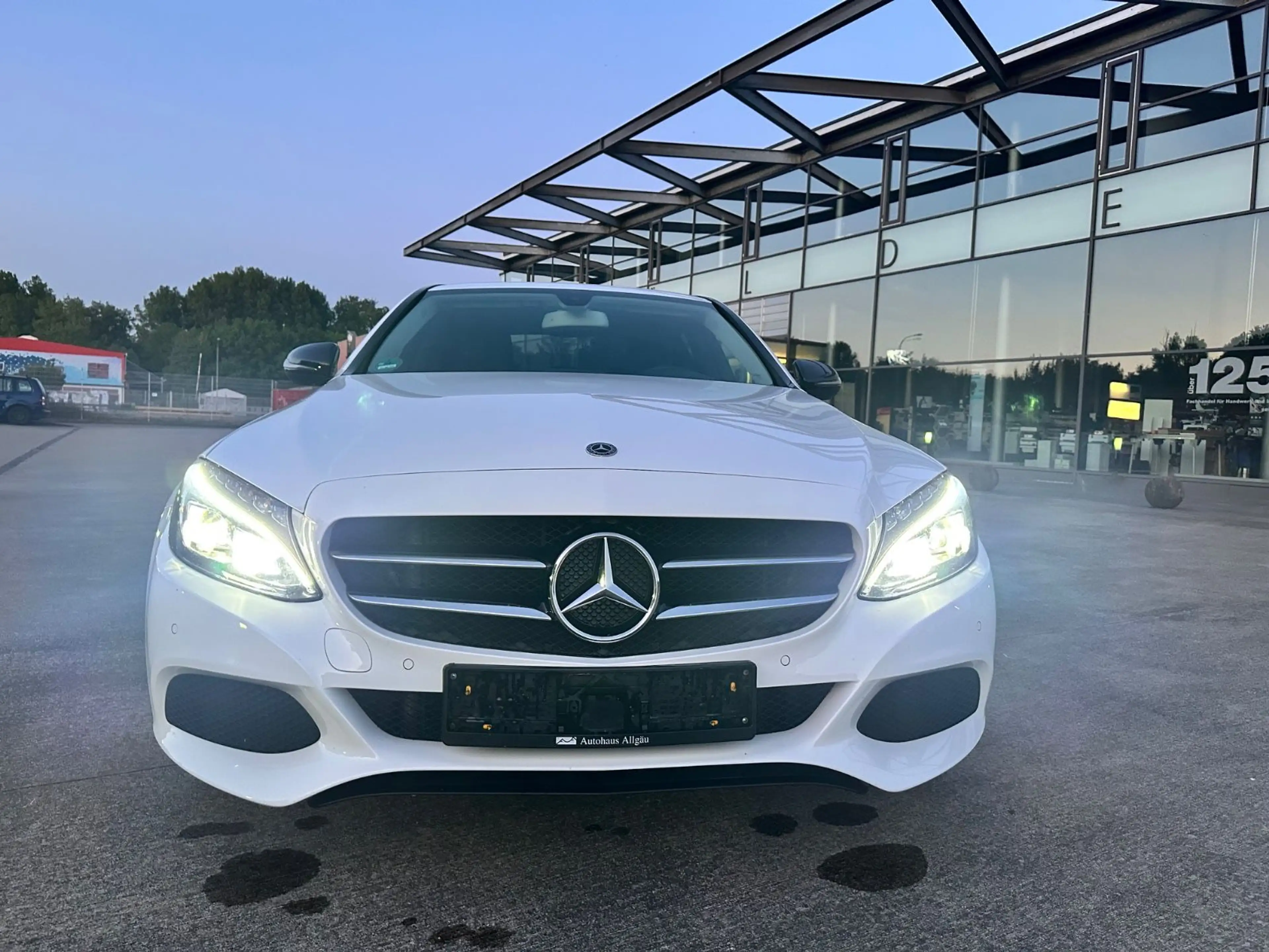 Mercedes-Benz C 180 Lim.KLİMA*LEDER*NAVİ*9G Tronic*LED* F1 — photo 9