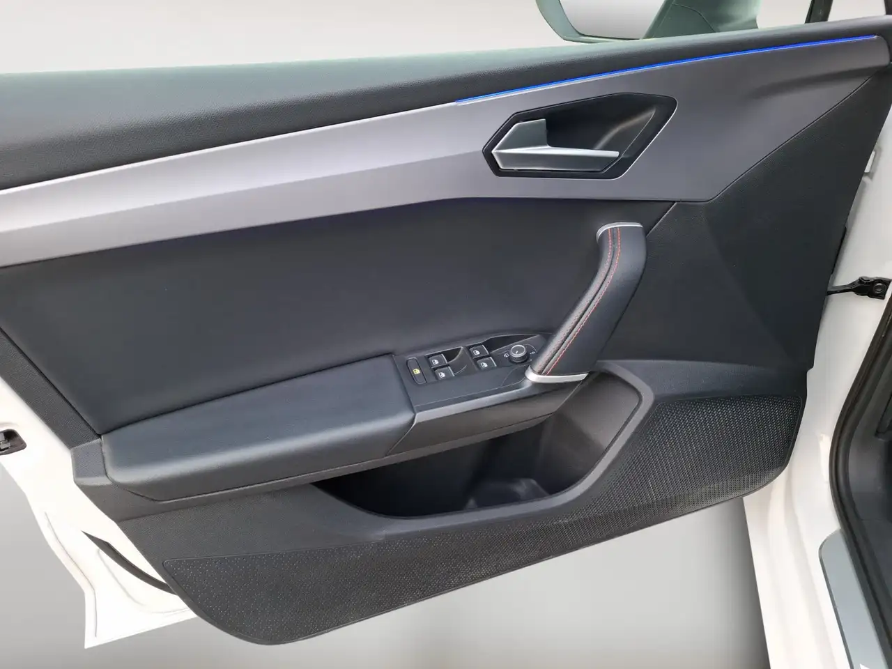 SEAT Leon Sportstourer FR AHK RFK Beats ACC CarPlay 14