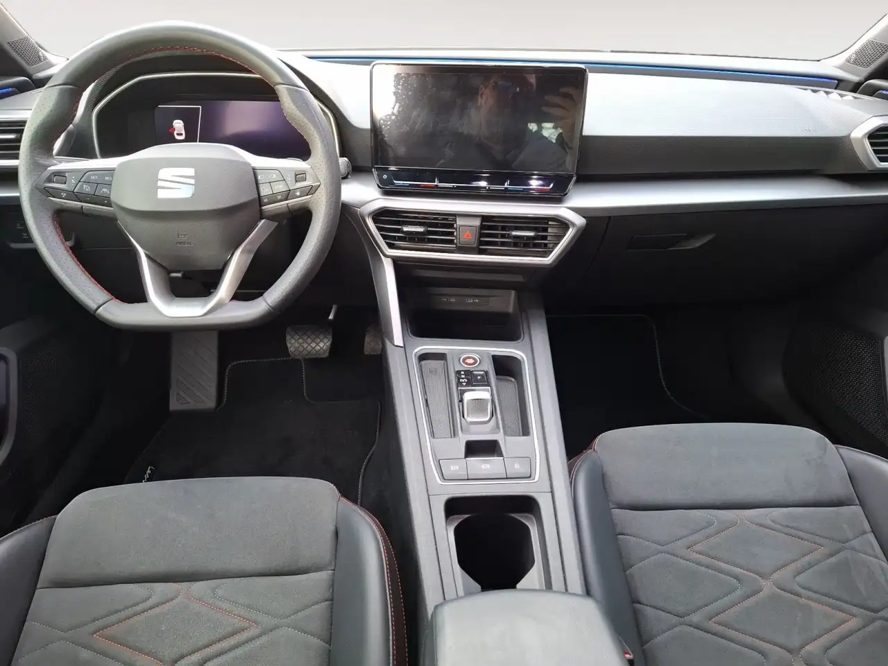 SEAT Leon Sportstourer FR AHK RFK Beats ACC CarPlay 9