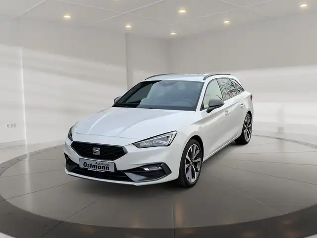 SEAT Leon Sportstourer FR AHK RFK Beats ACC CarPlay