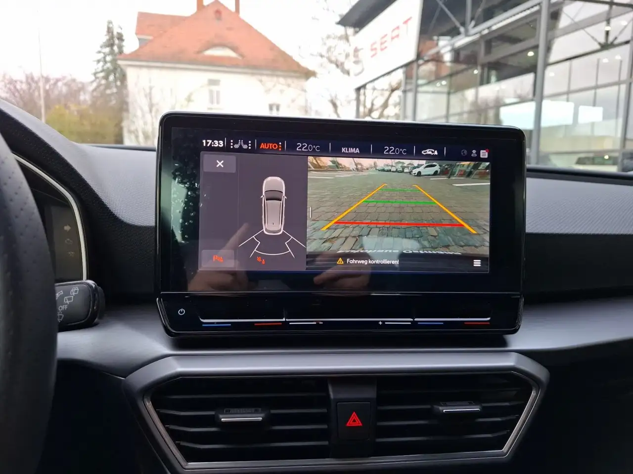 SEAT Leon Sportstourer FR AHK RFK Beats ACC CarPlay 17