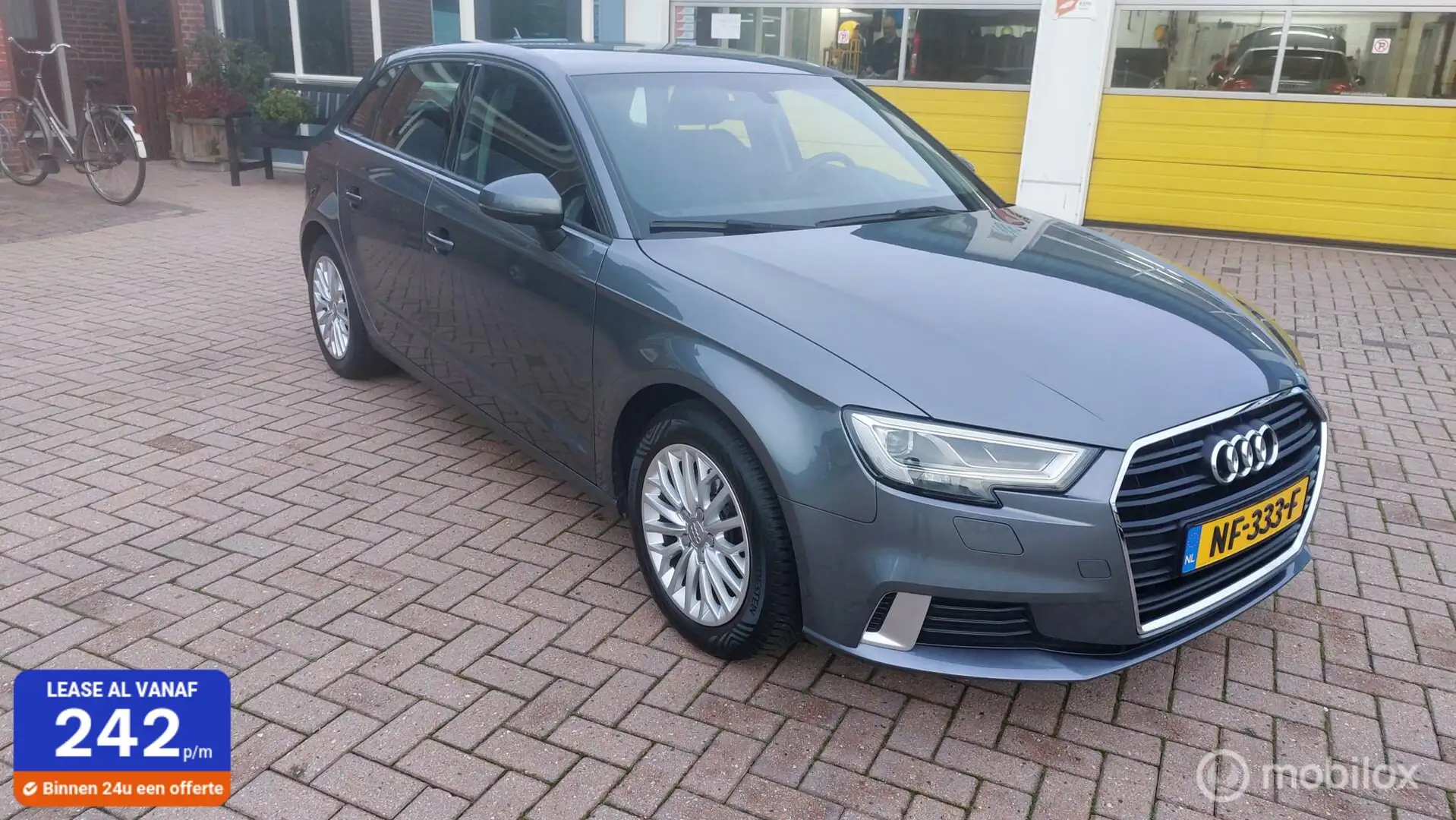 Audi A3 Sportback 1.0 TFSI Pro Line Gris - 1