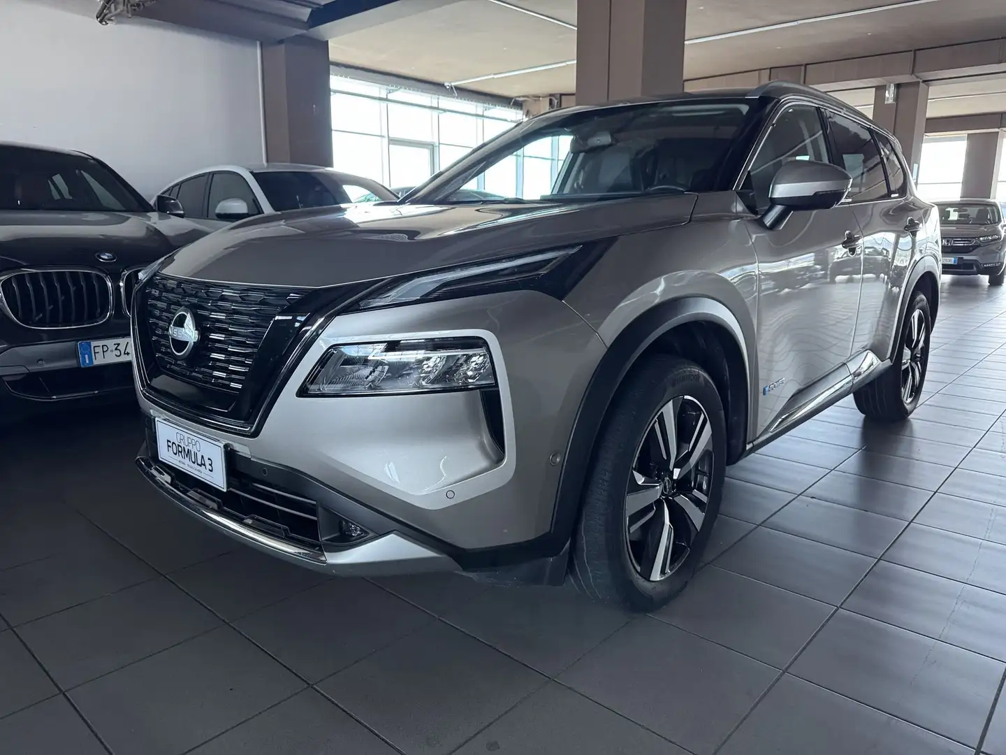 Nissan X-Trail X-Trail e-Power e-4orce 4WD 5 posti Tekna Grigio - 1