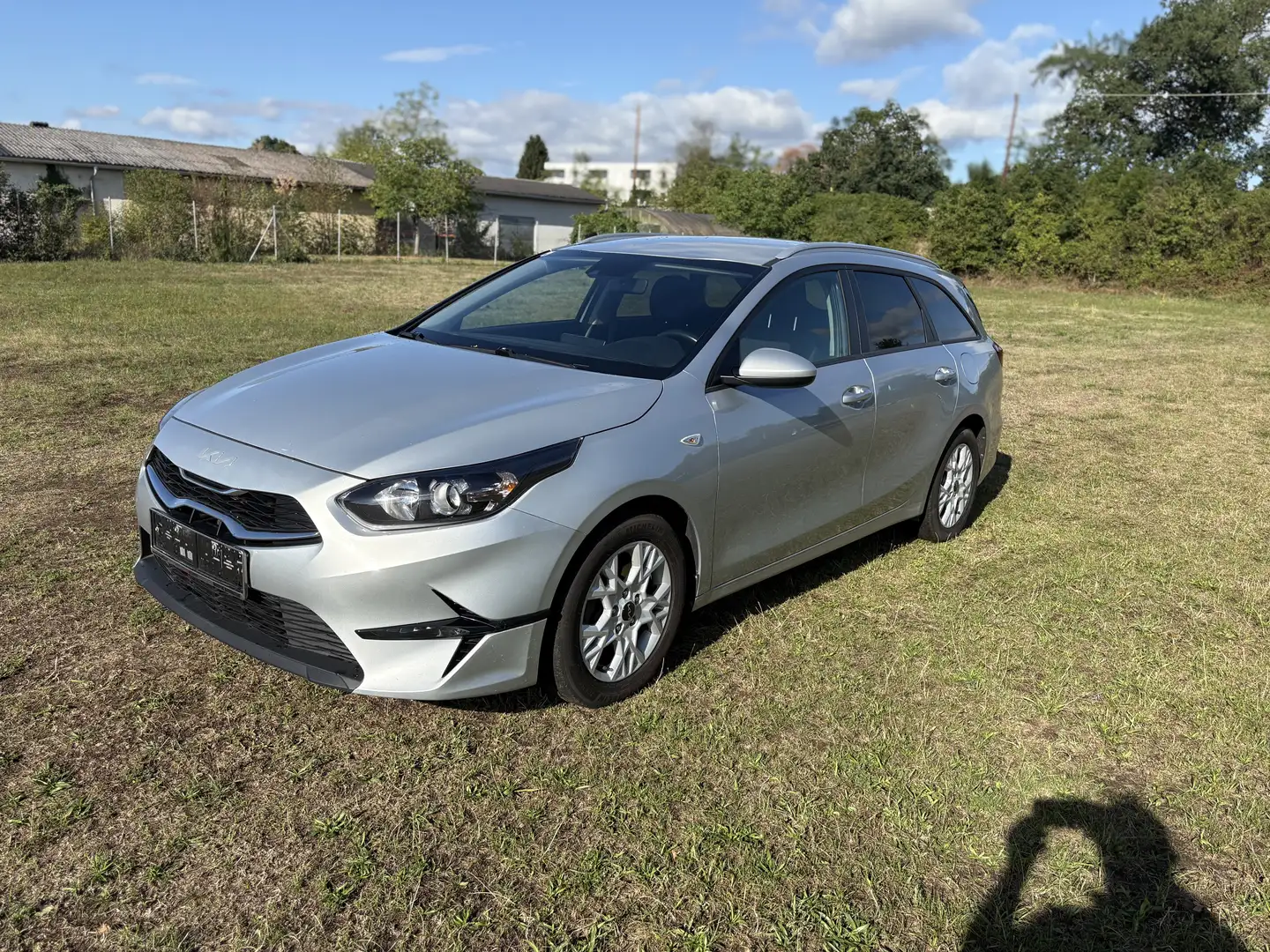 Kia Ceed SW / cee'd SW Kombi Silber - 1