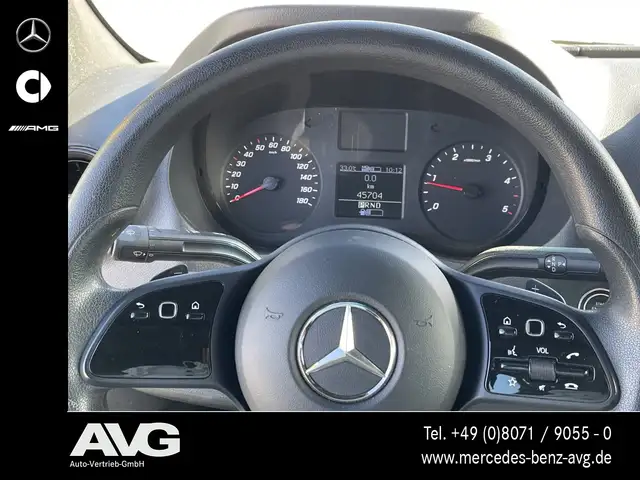 Mercedes-Benz Sprinter view 14