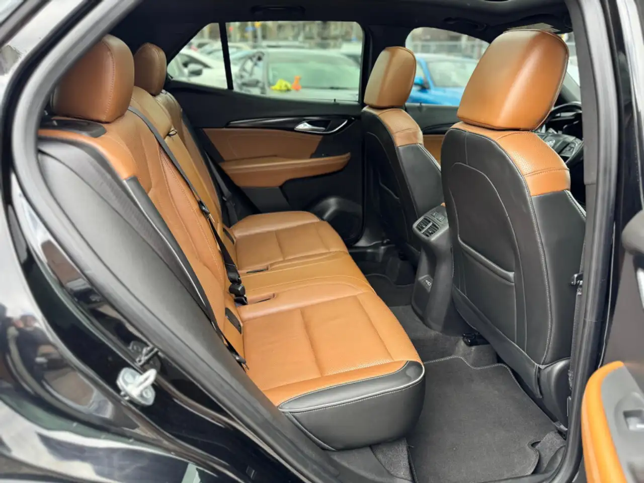 Buick Envision снимка Buick Envision