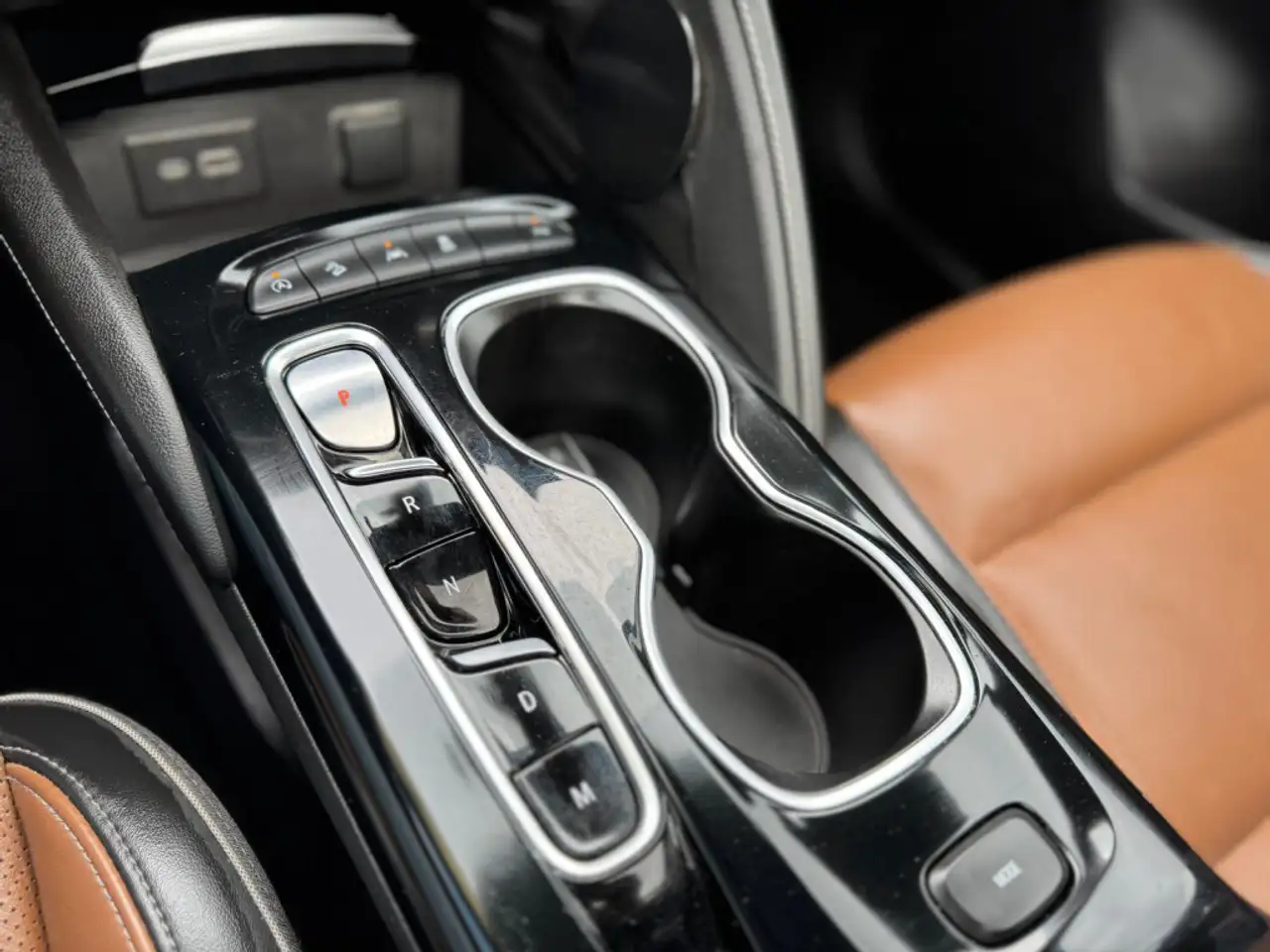 Buick Envision снимка Buick Envision