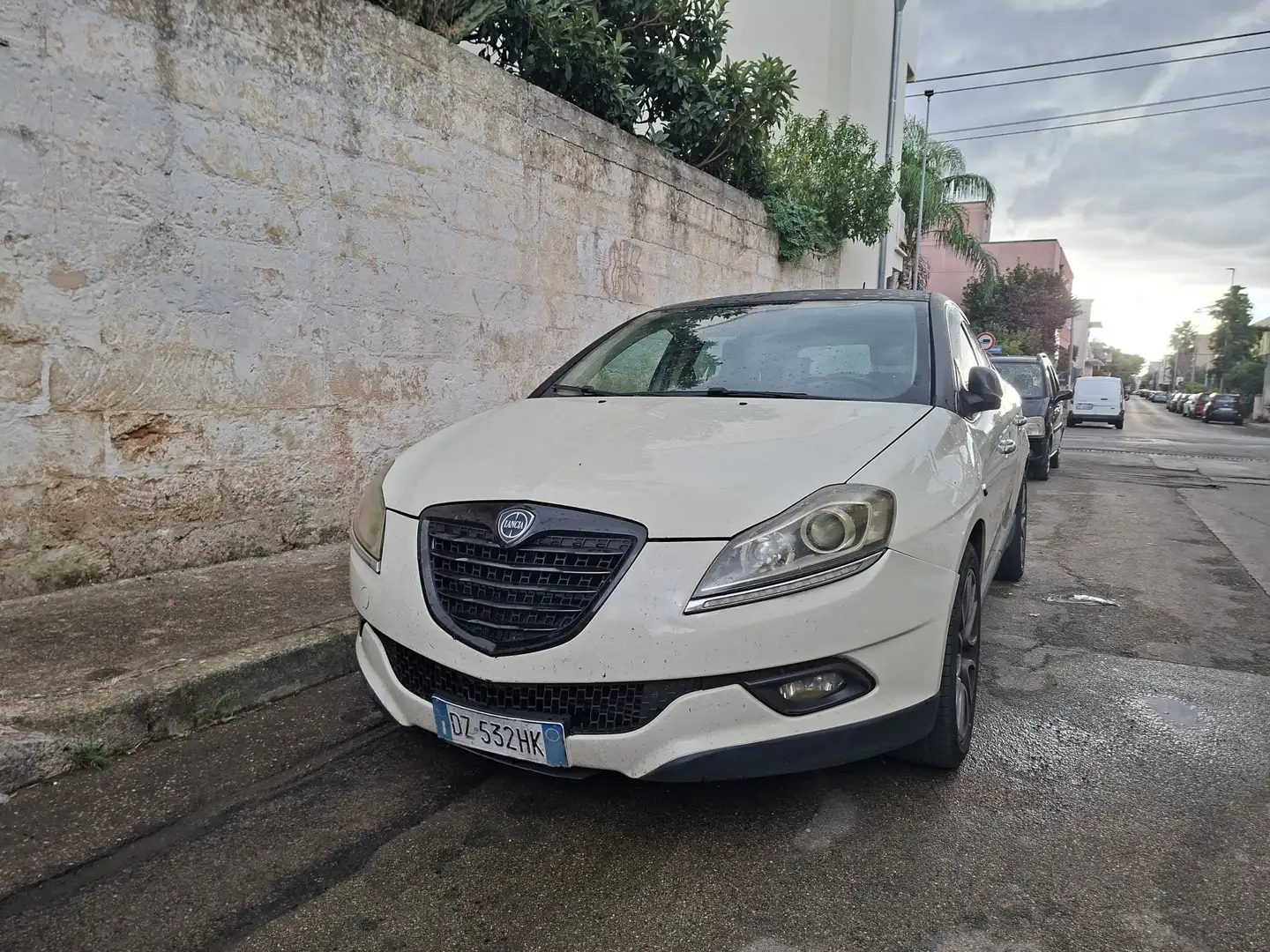 Lancia Delta 1.6 mjt Platino 120cv dpf - 1