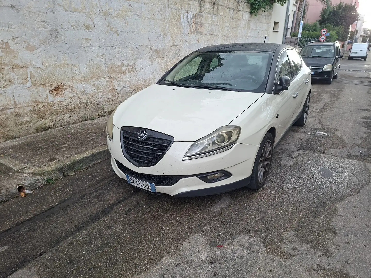 Lancia Delta 1.6 mjt Platino 120cv dpf - 2