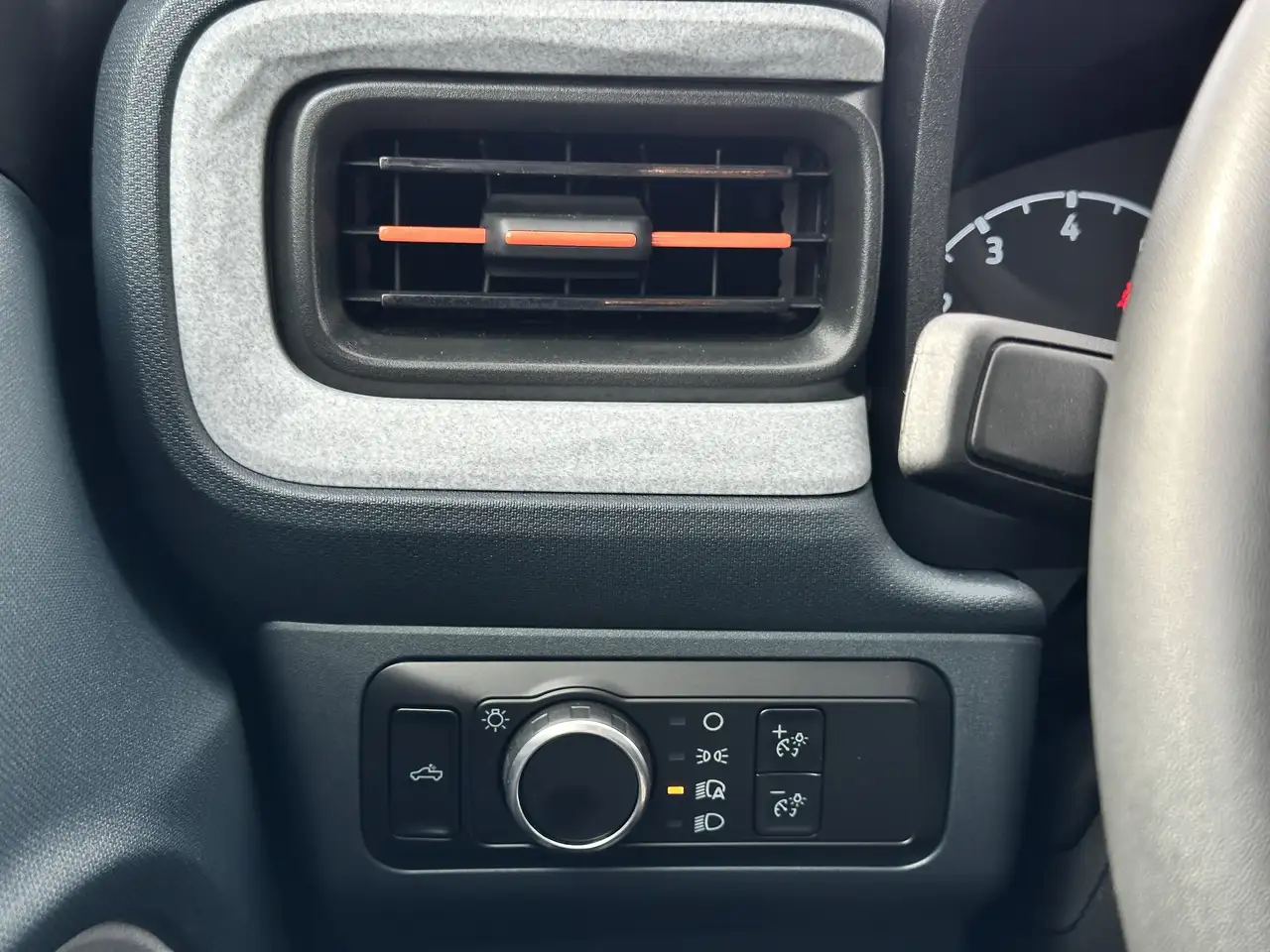 Ford Maverick снимка Ford Maverick